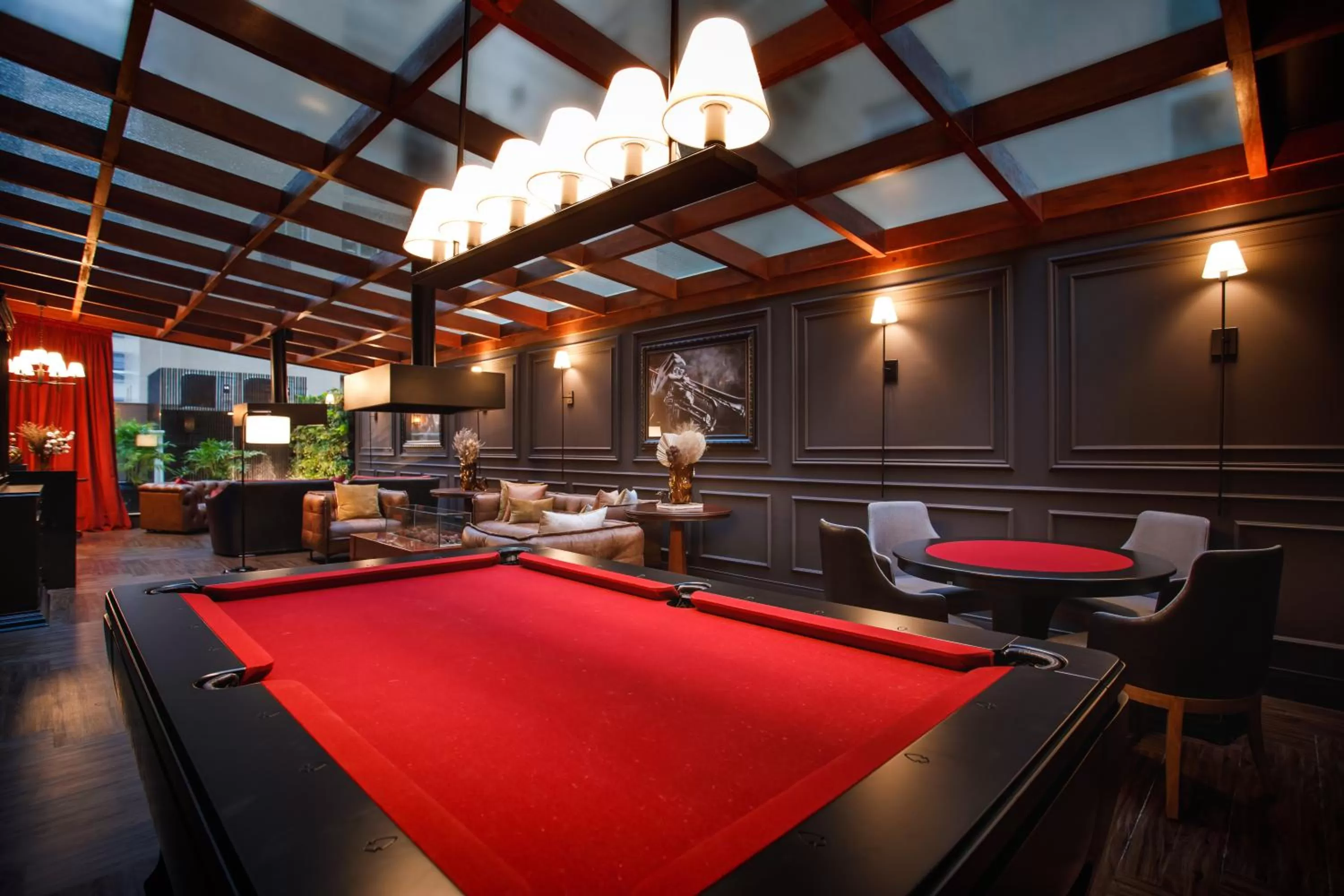 Billiard in Sofistic Hotel