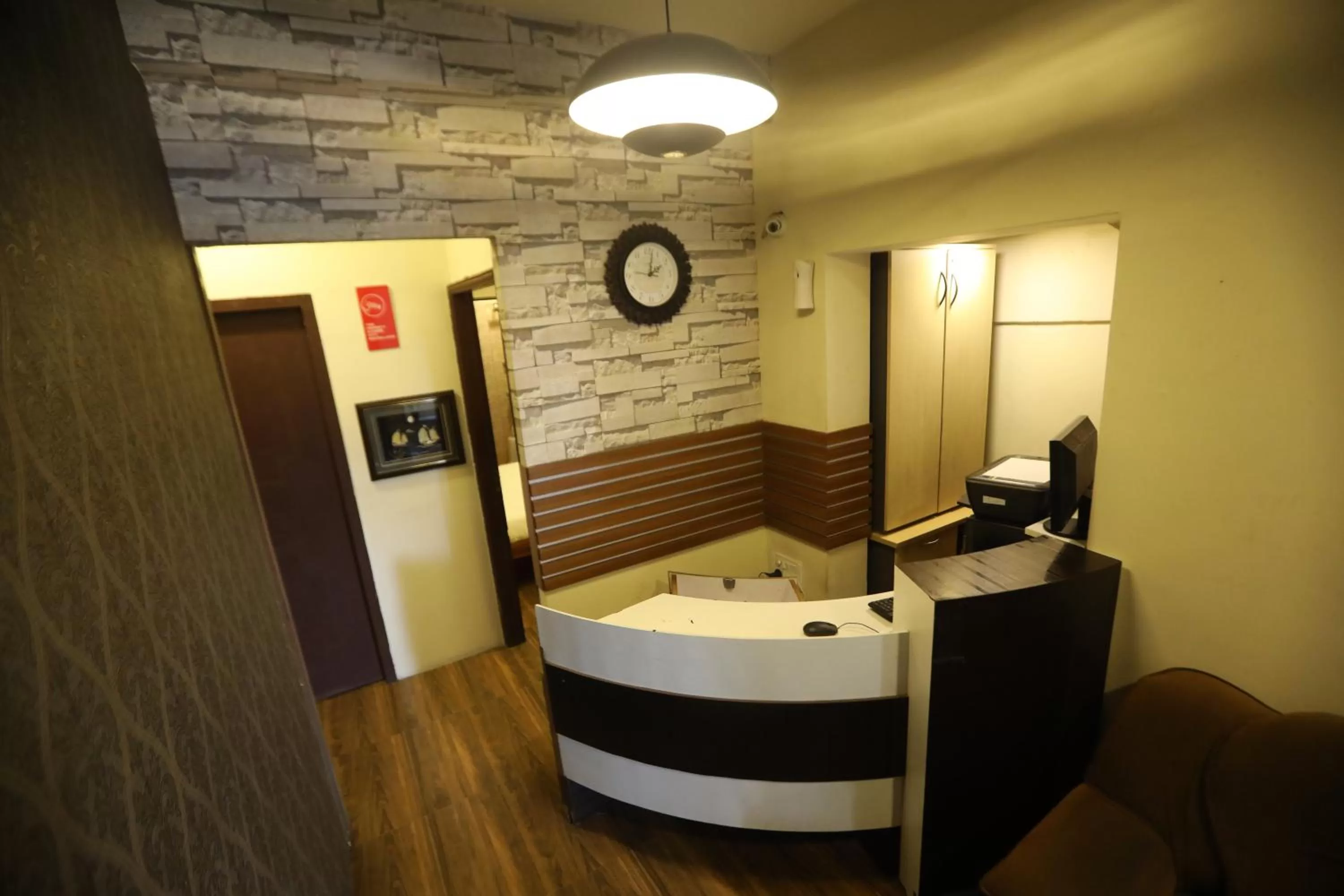 Lobby or reception in Nestlay Rooms Ambattur