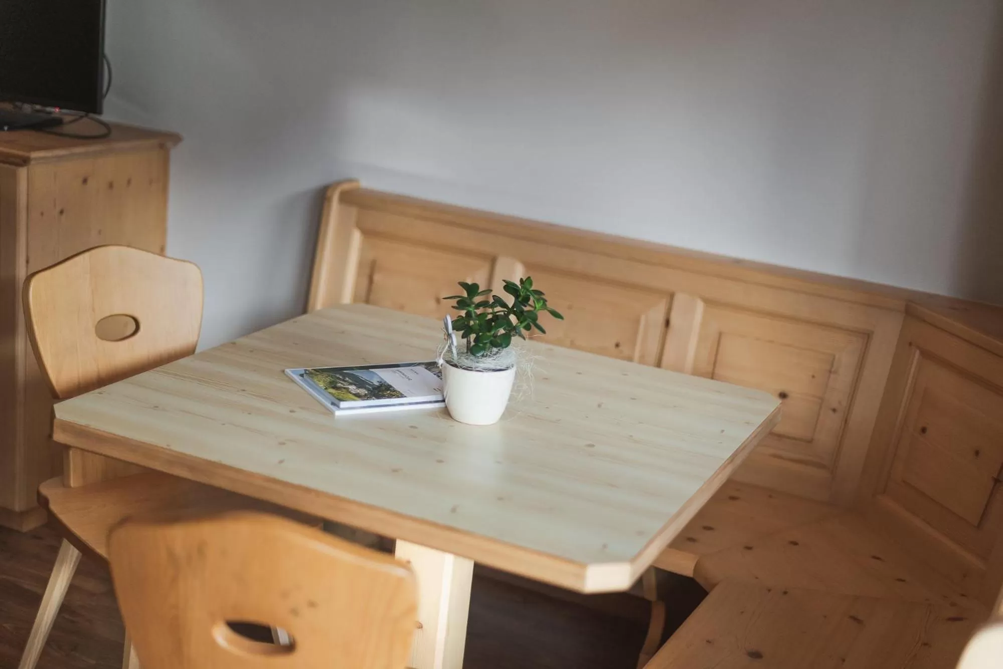 Staff in Hotel Kesslwirt