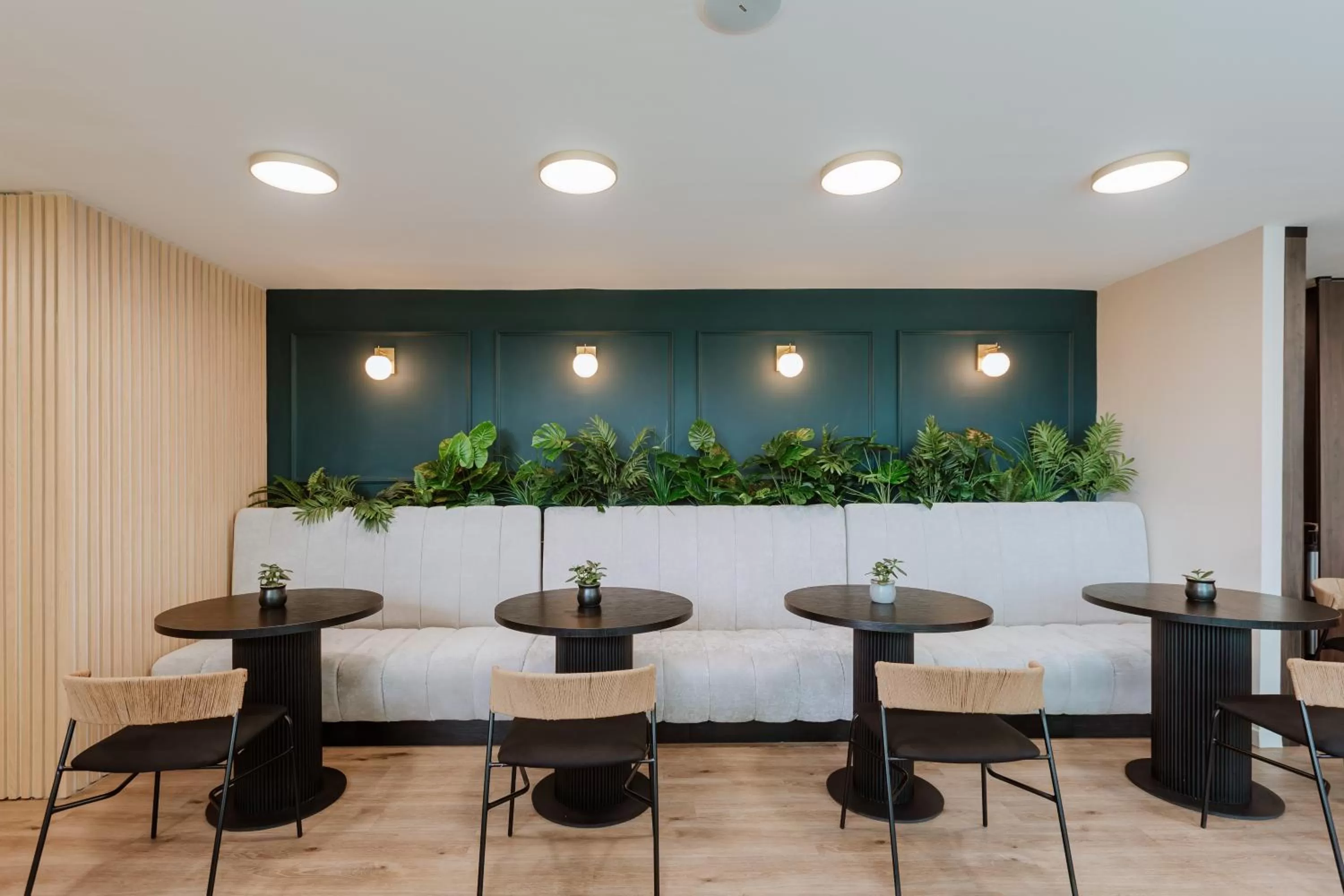 Seating area in 1616 Hotel