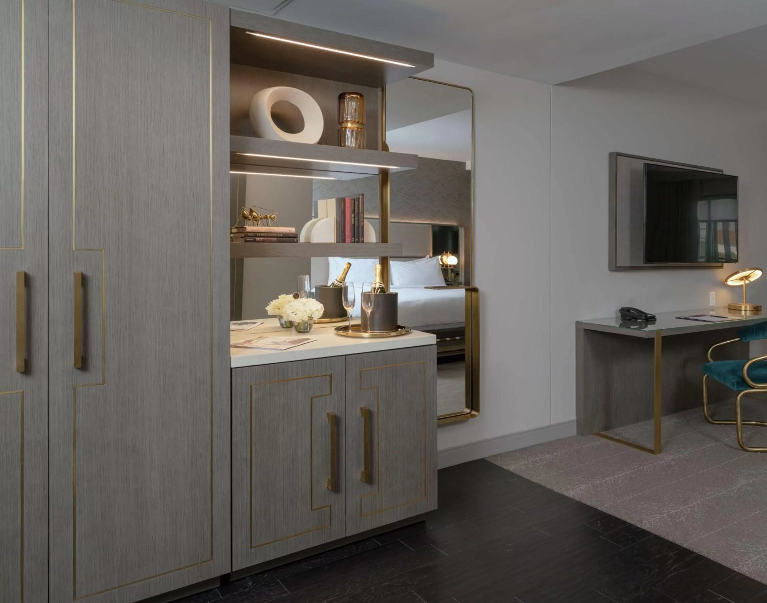 Bedroom in Tulsa Club Hotel Curio Collection By Hilton