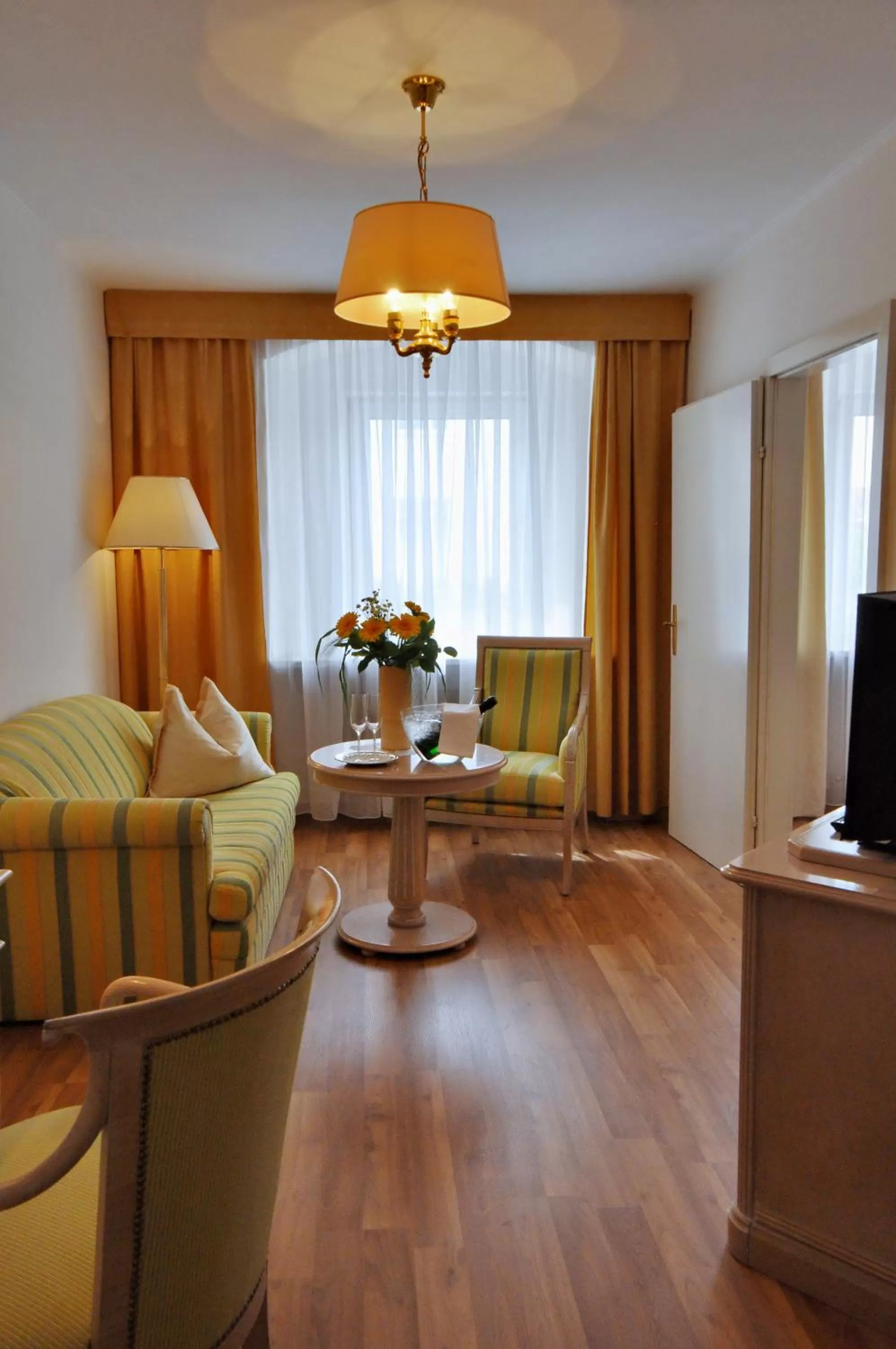 Photo of the whole room in Hotel-Restaurant Minichmayr