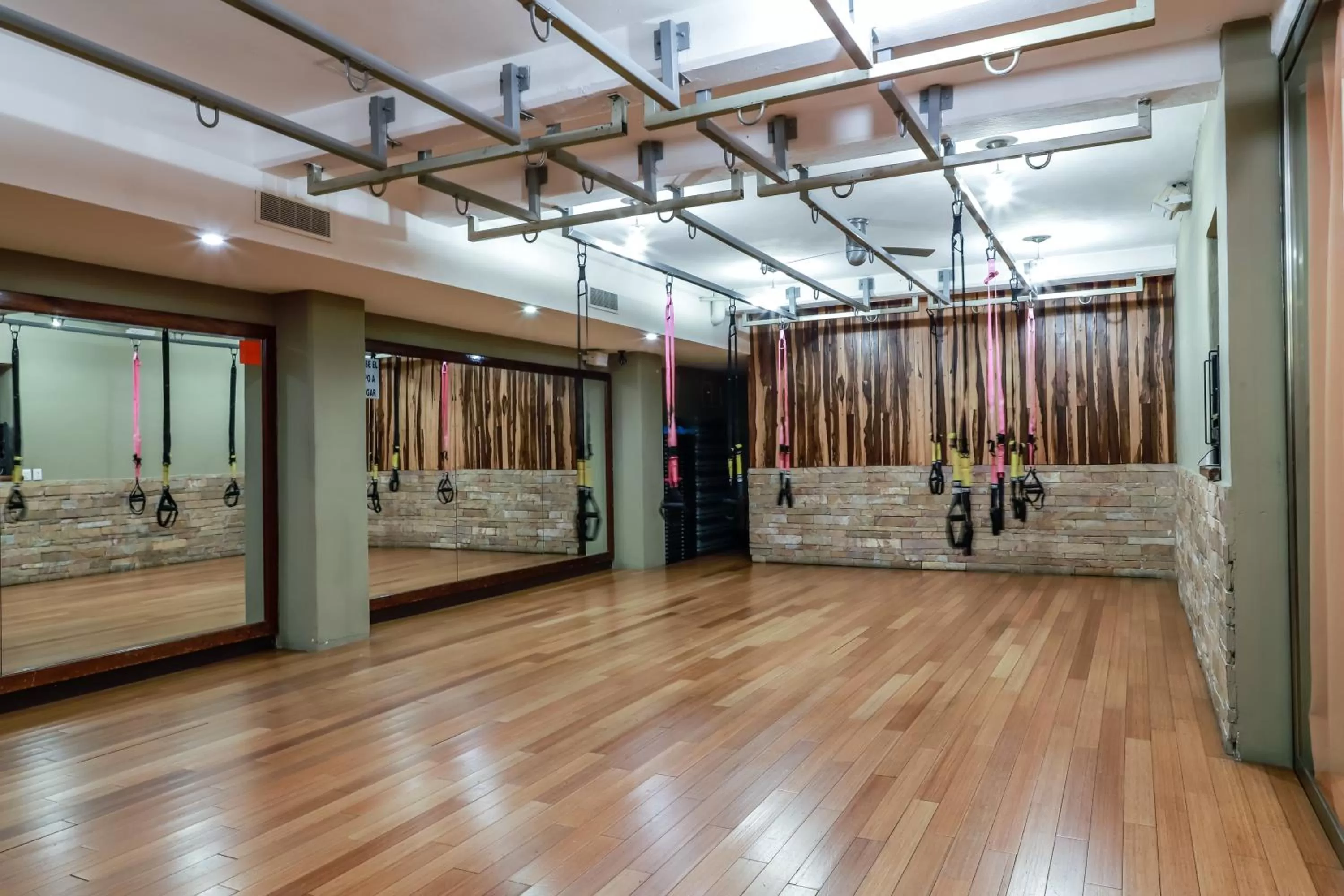 Fitness centre/facilities in El Taj Oceanfront and Beachside Condo Hotel