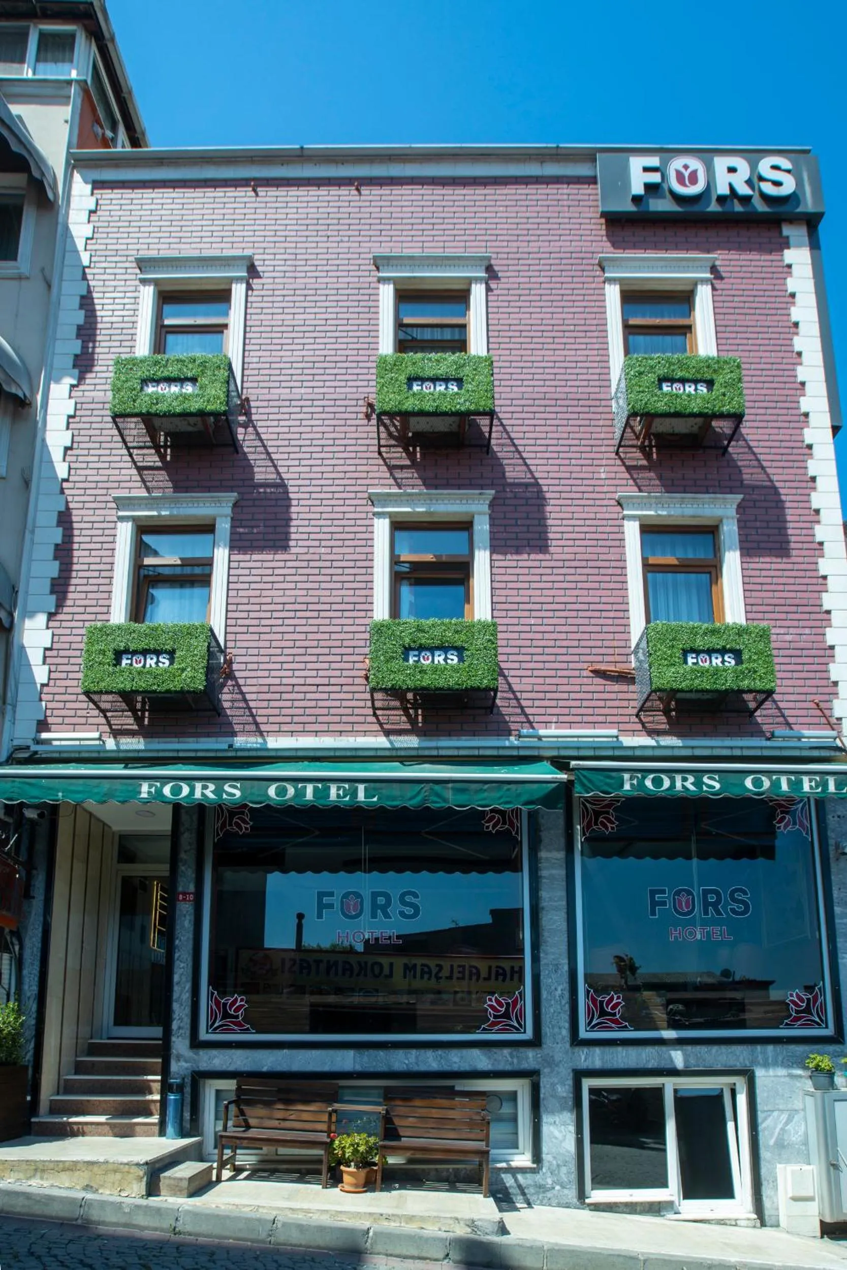 Property building in Fors Hotel