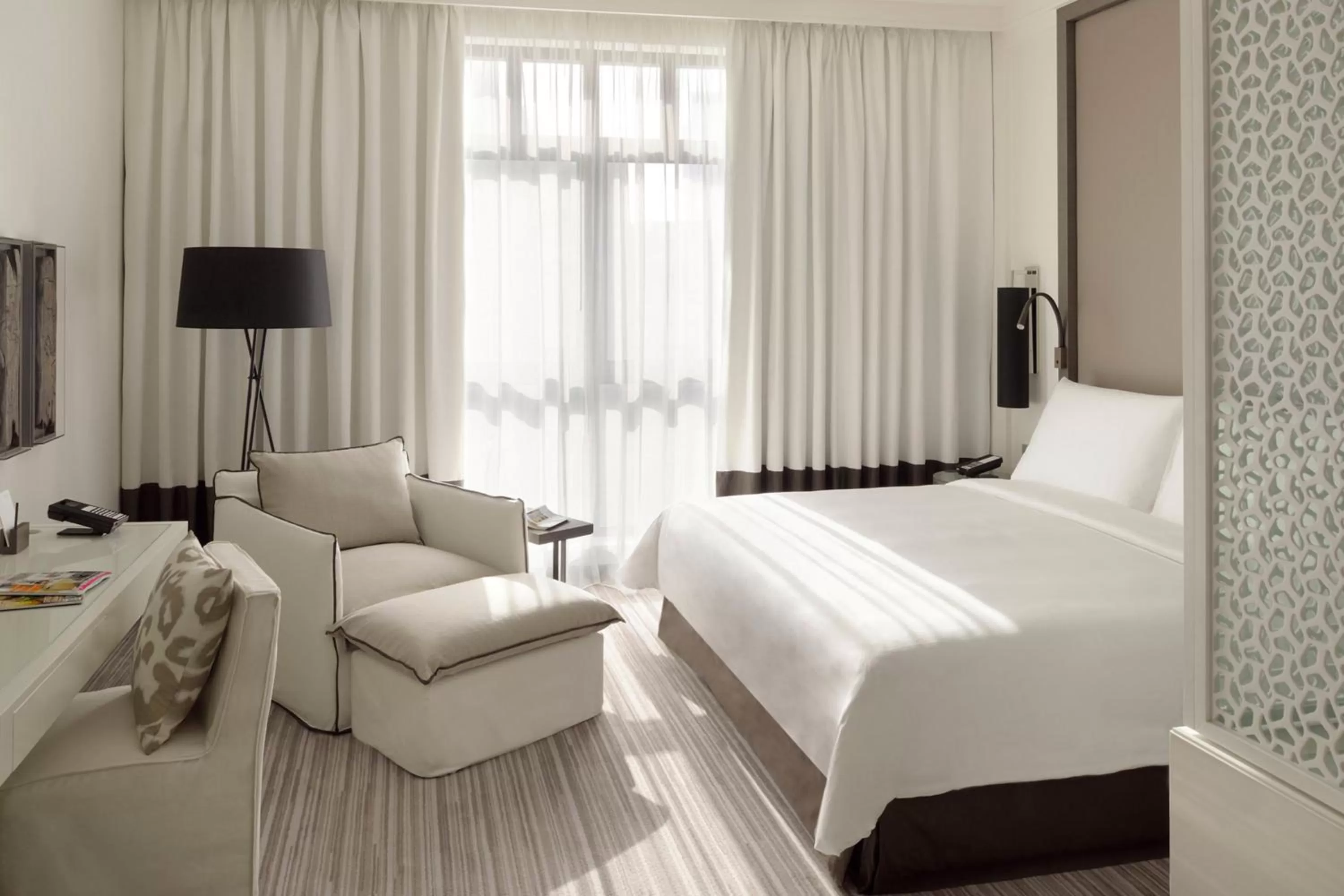 Deluxe Pool View Room  in Vida Downtown