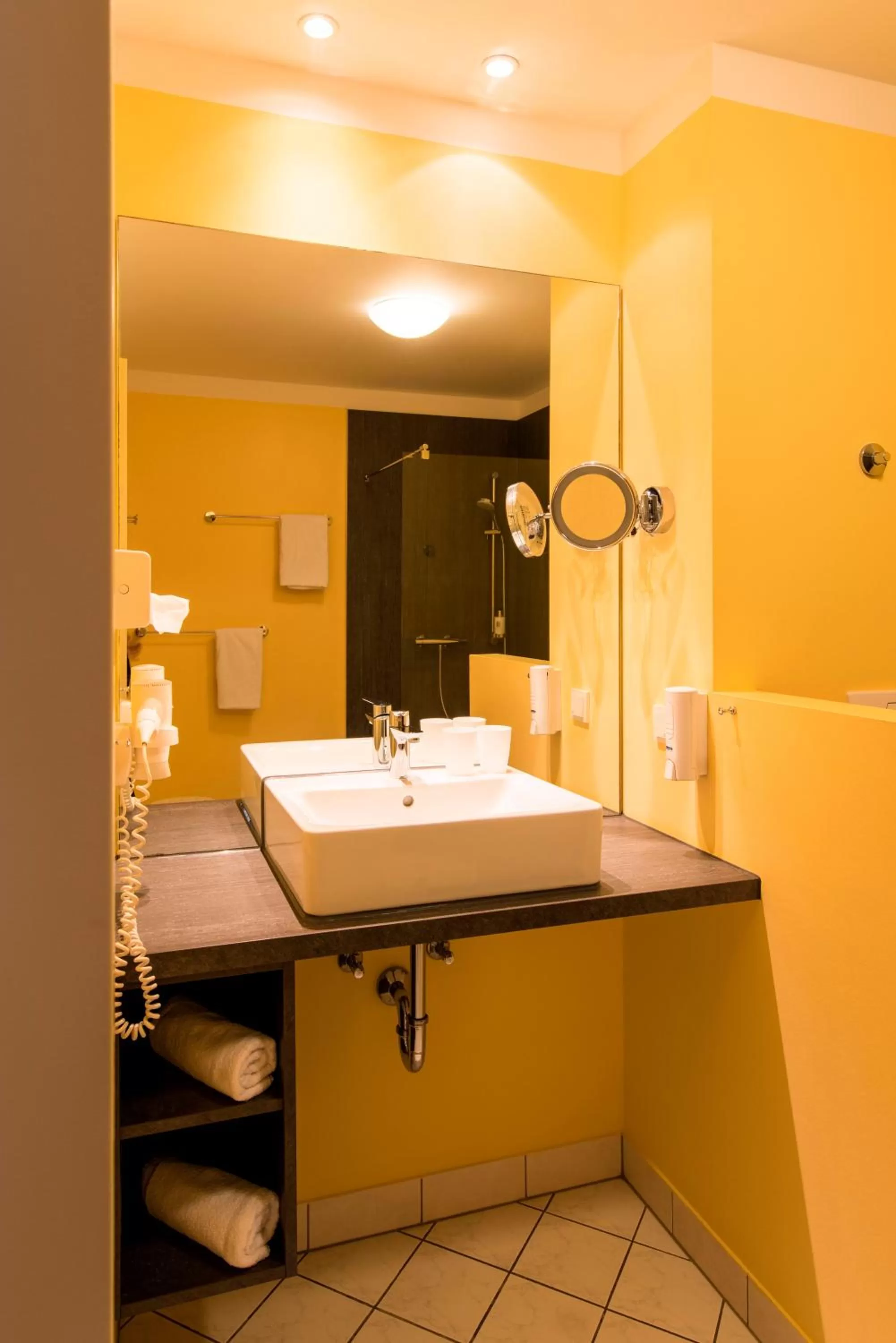 Bathroom in Thermalis - Das Boardinghouse im Kurpark Bad Hersfeld