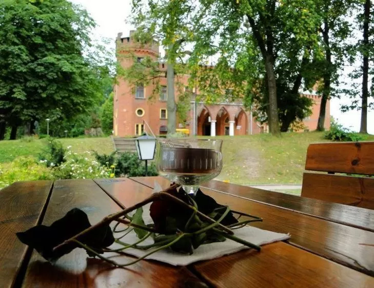 Property building in Hotel Zamek Karnity