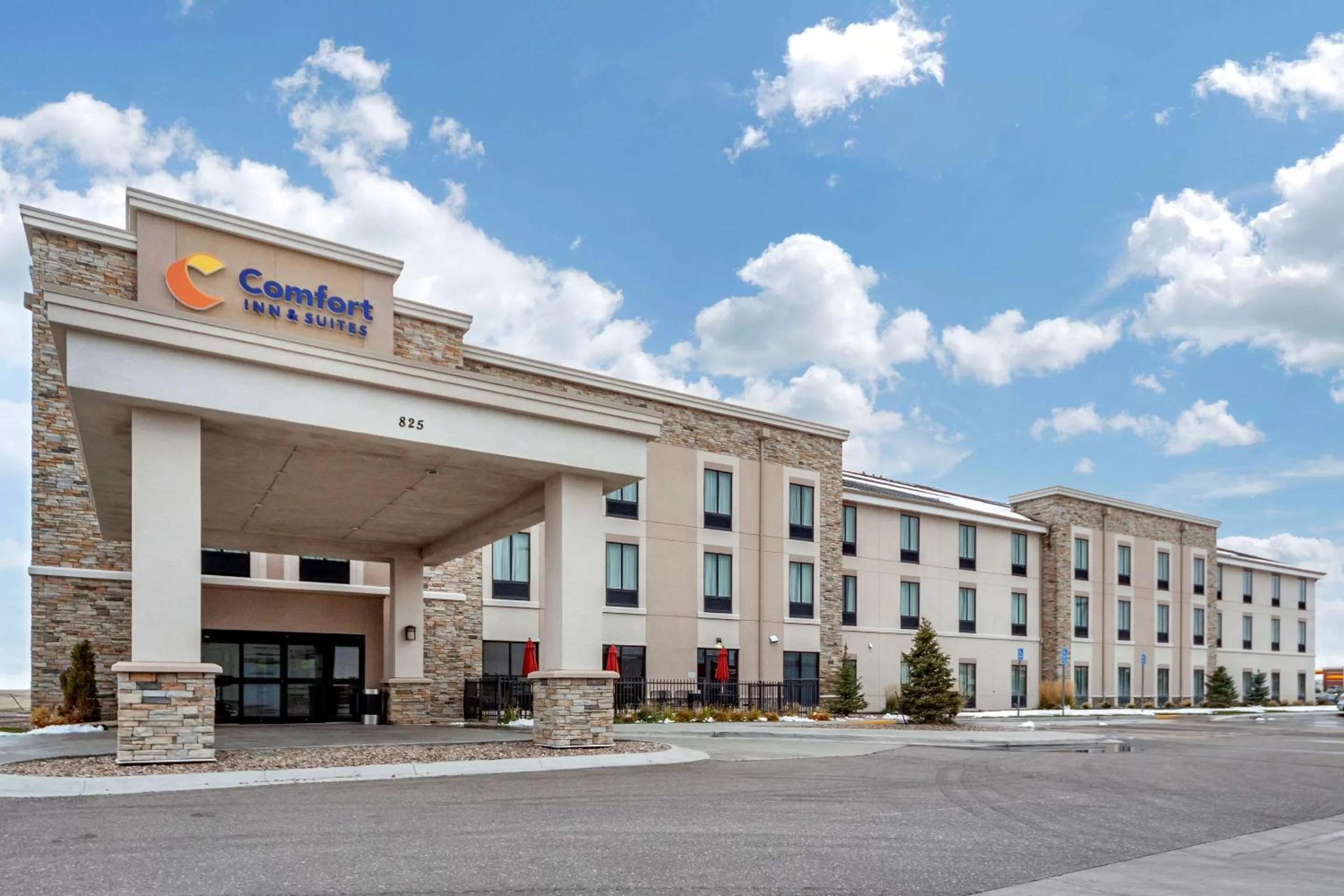 Property building in Comfort Inn & Suites Sidney I-80