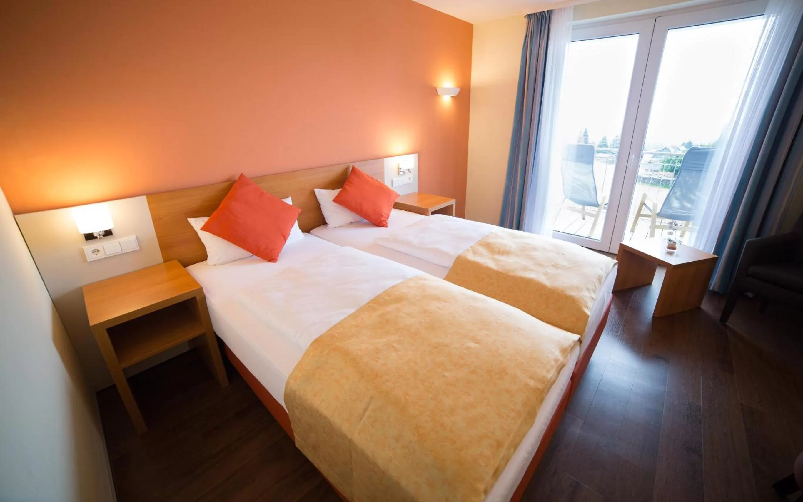 Photo of the whole room, Bed in Berghotel Tambach