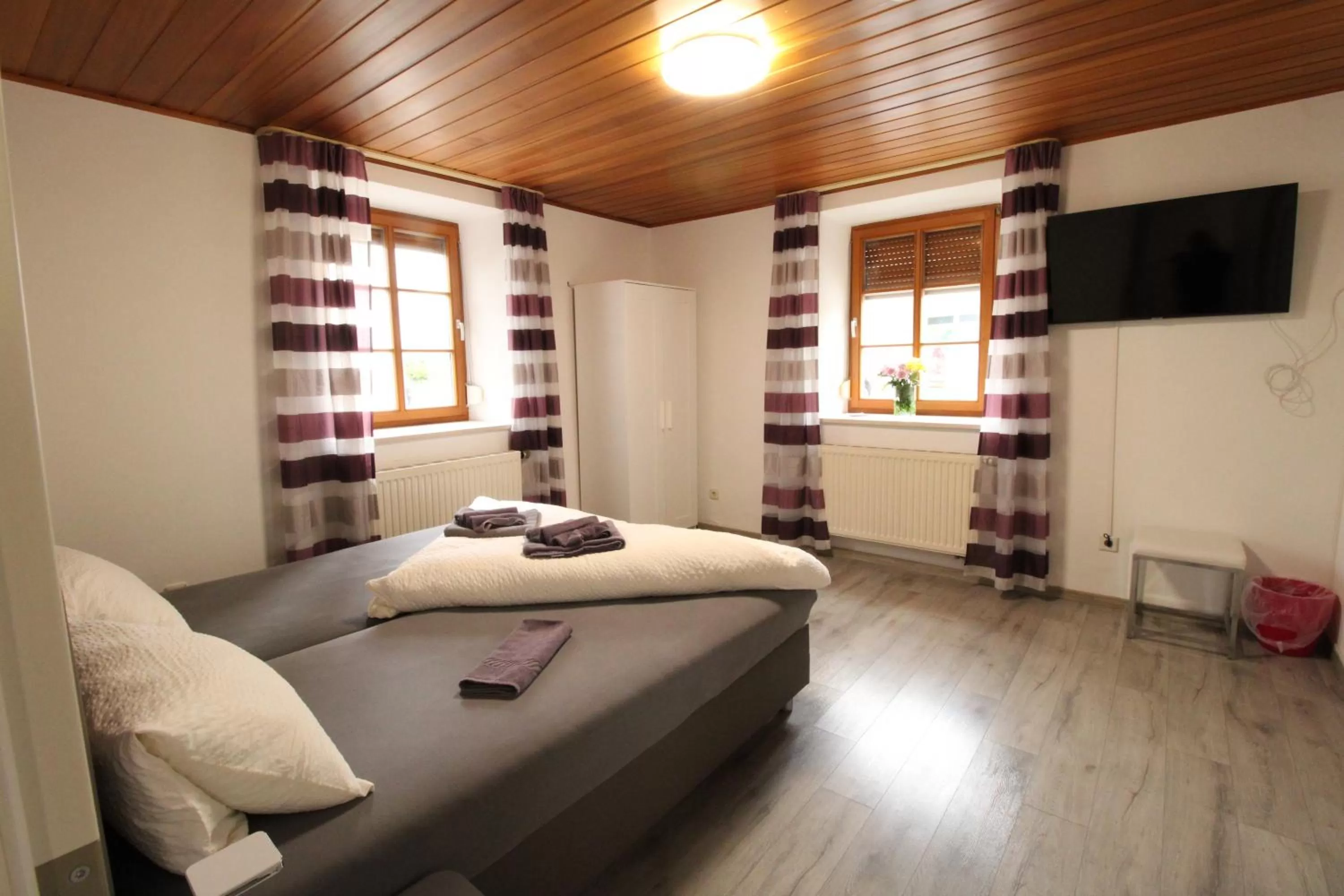 Photo of the whole room, Bed in Zur Auszeit