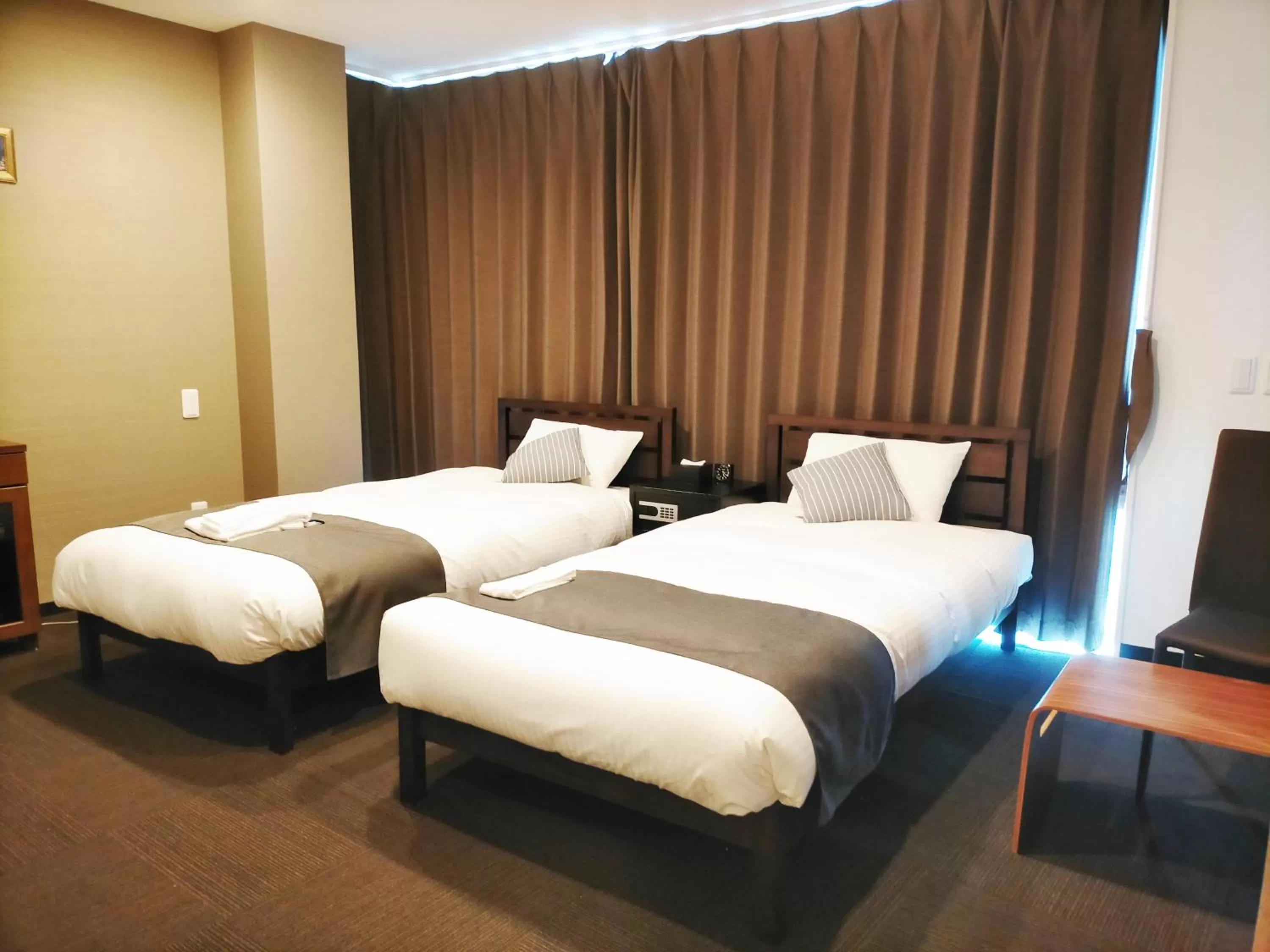 Bed in HOTEL STATE TENNOJI