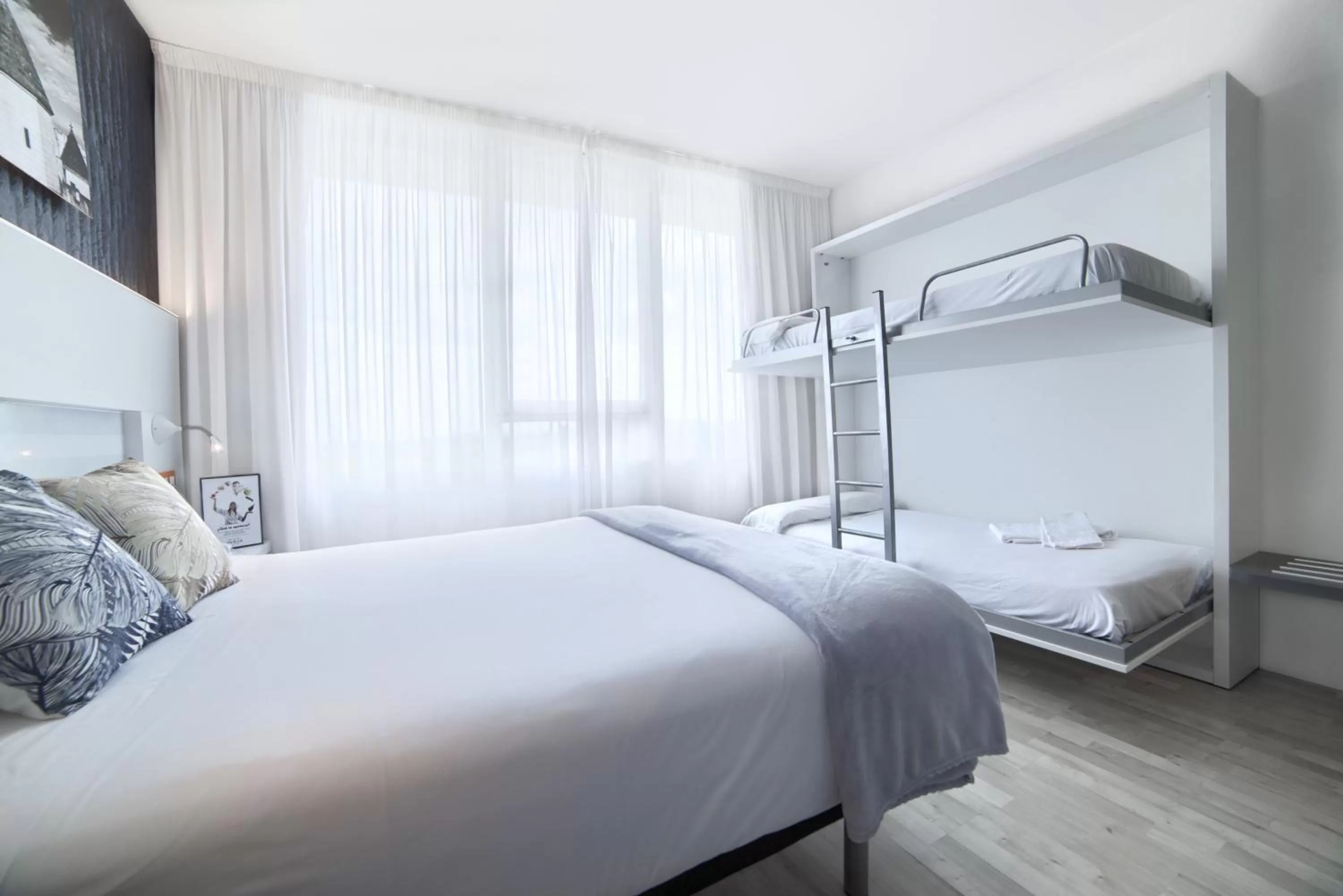 Photo of the whole room, Bed in Hotel Luze El Villa