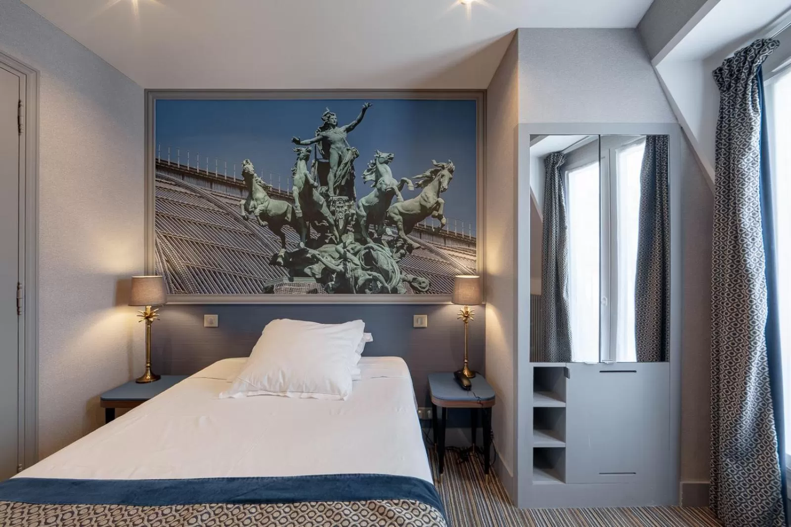 Bedroom, Bed in Hotel Saint Christophe