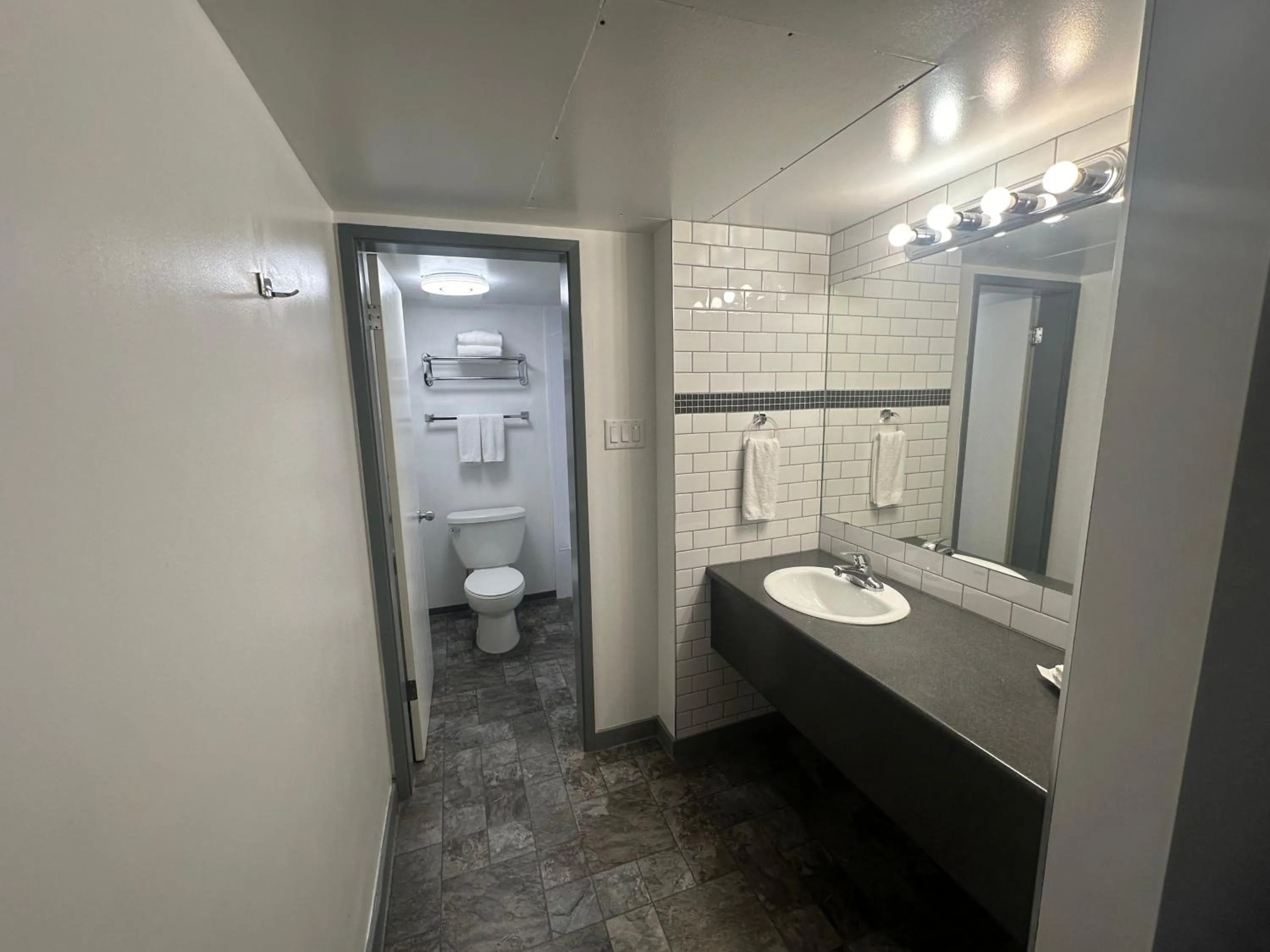 Bathroom in Divya Sutra Plaza and Conference Centre, Vernon, BC