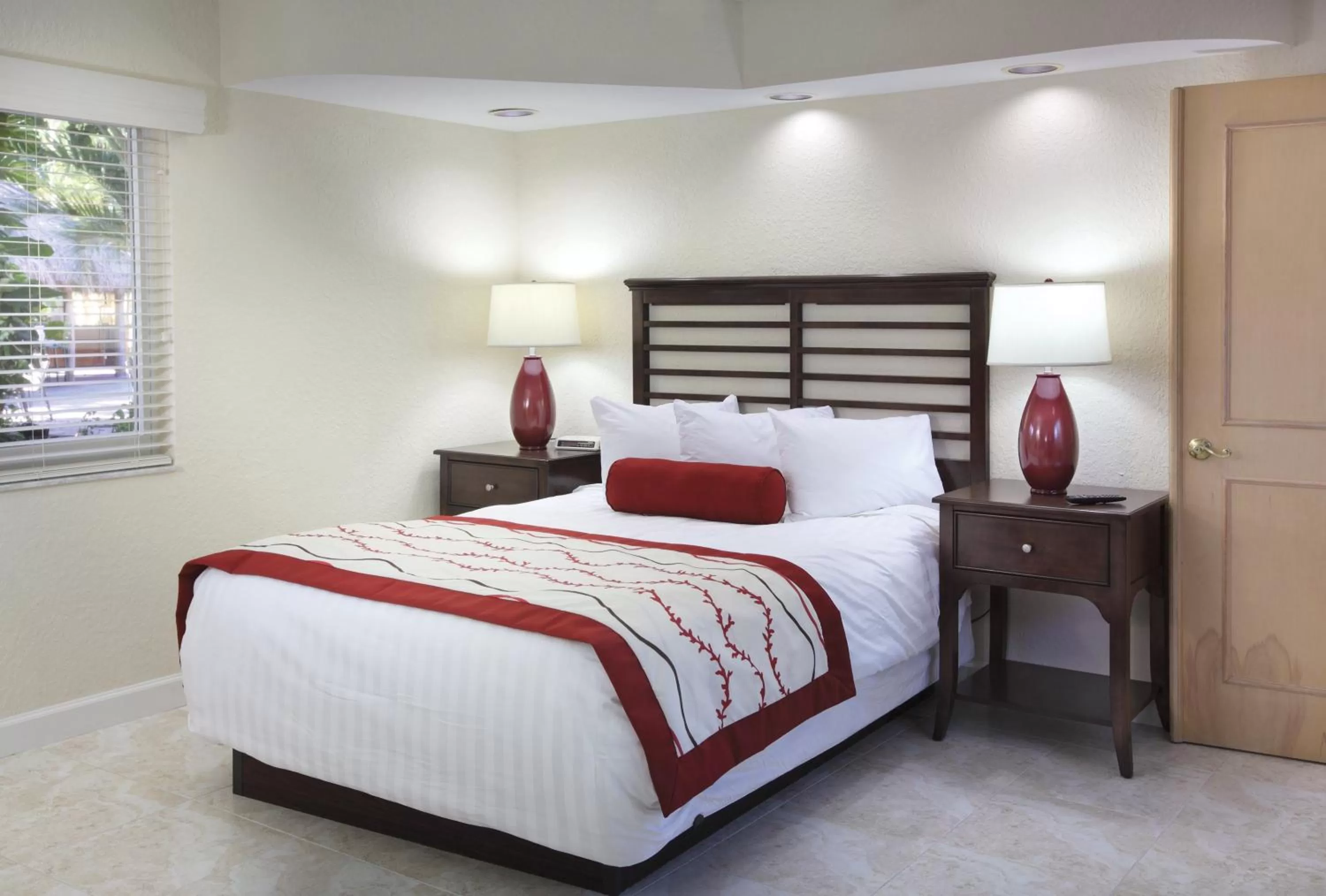 Photo of the whole room, Bed in Club Wyndham Sea Gardens