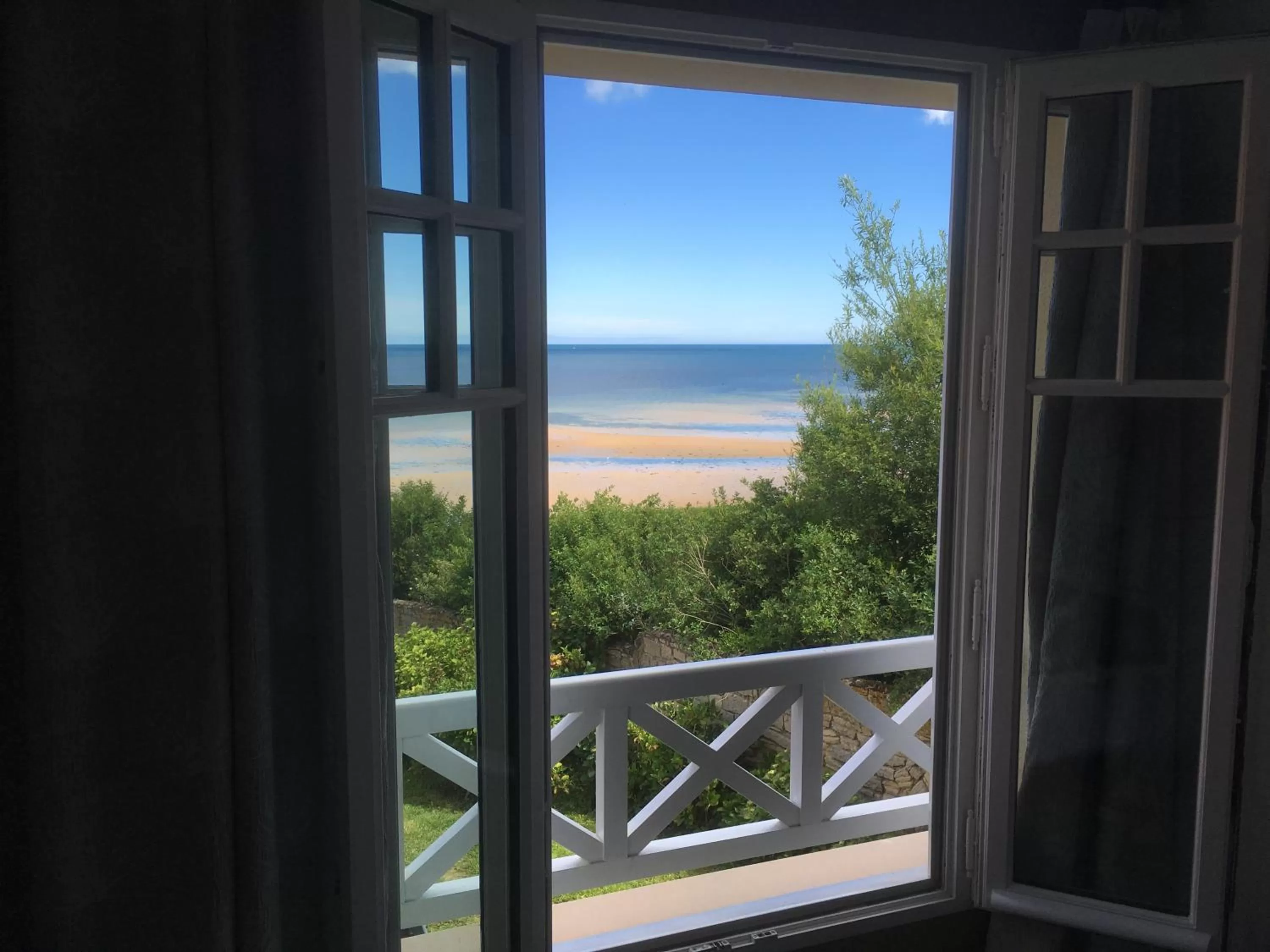 Bedroom in Chambres d'hôtes Les 4 Vents Pointe du Hoc - Landing Beaches