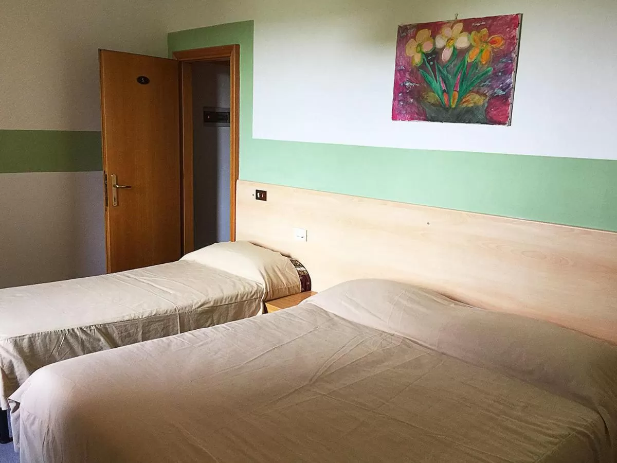 Bed in Albergo Ristorante La Torretta