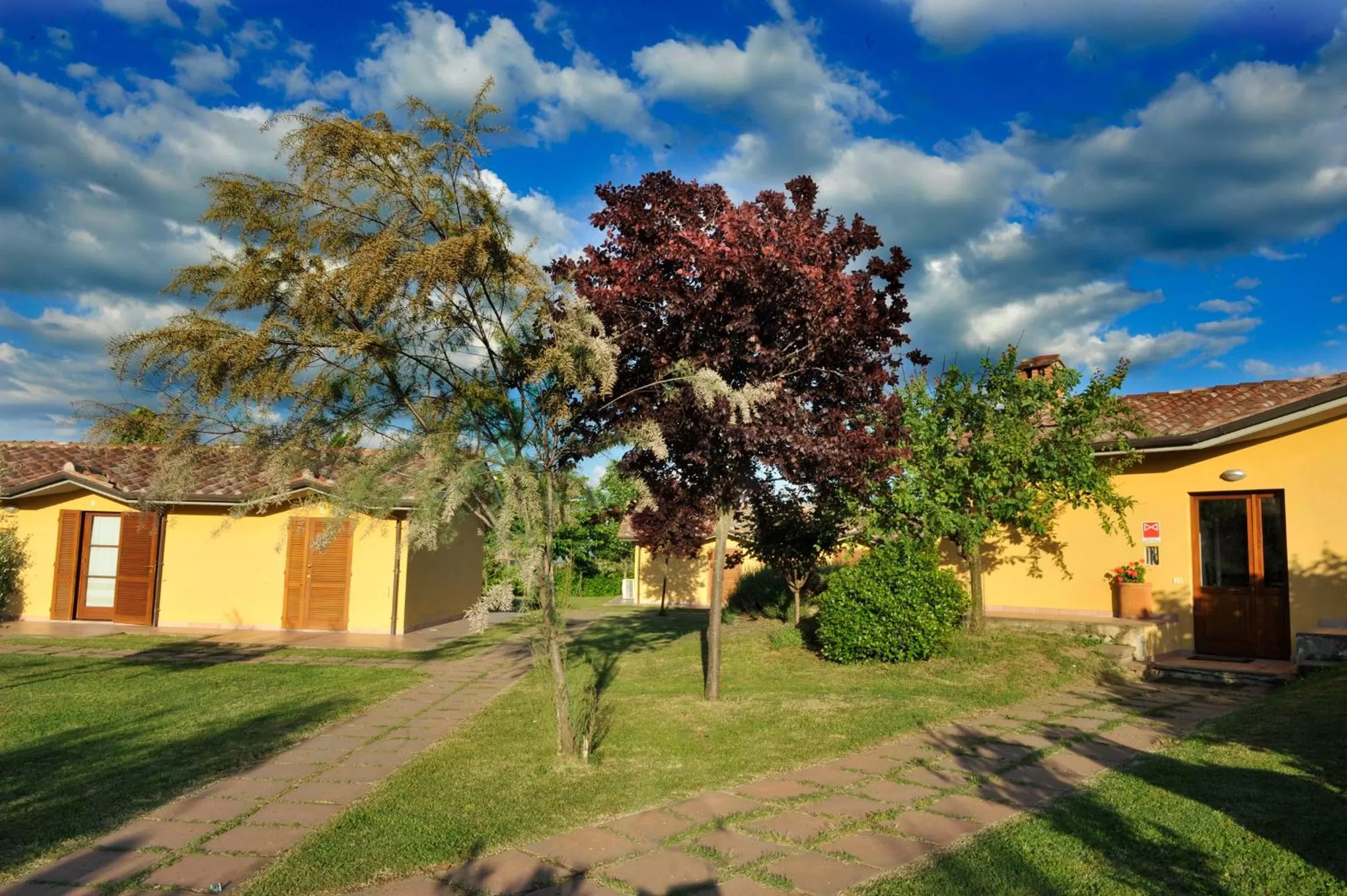 Property building in Le Macerine