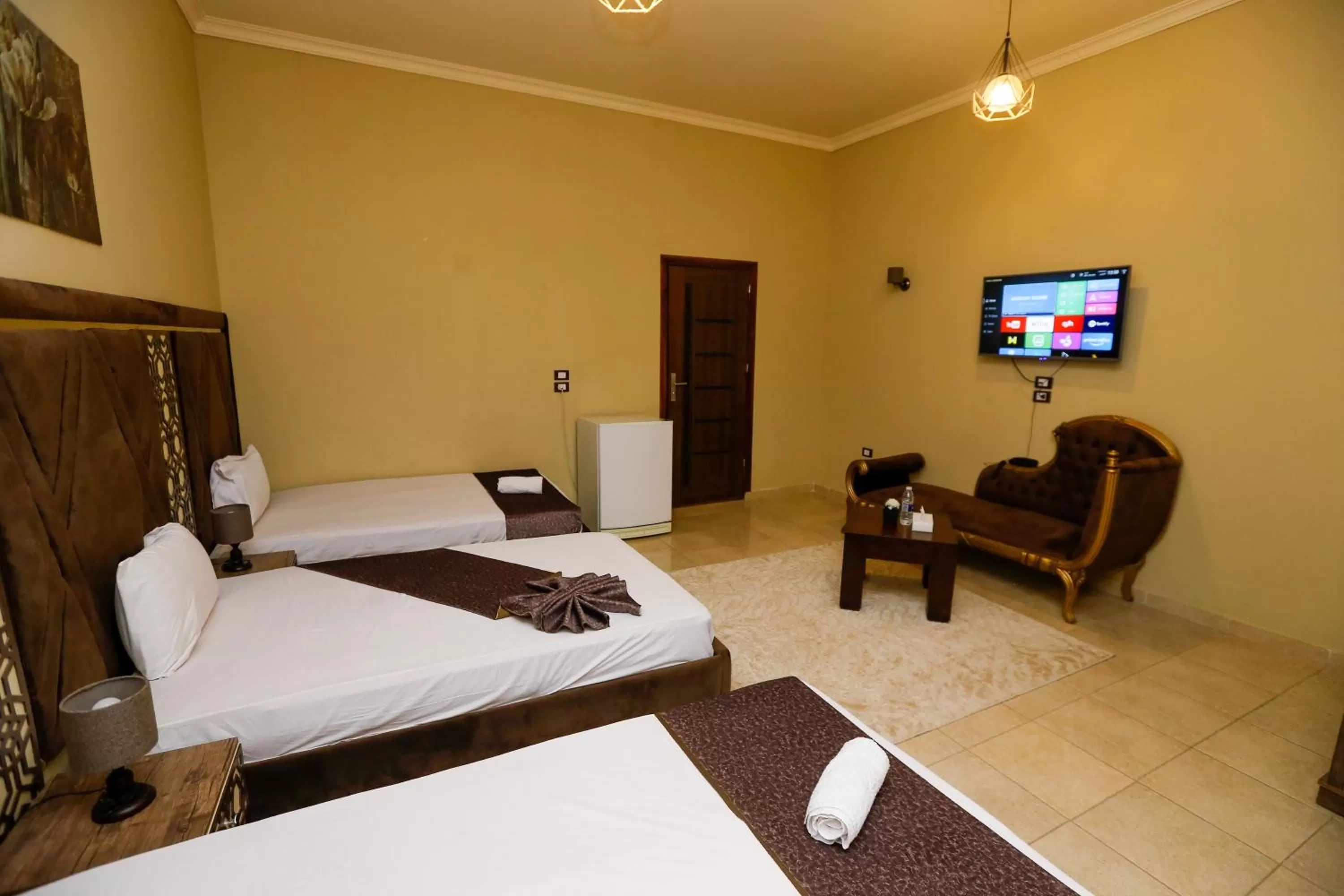 TV and multimedia in King Cheops Inn - Pyramid View