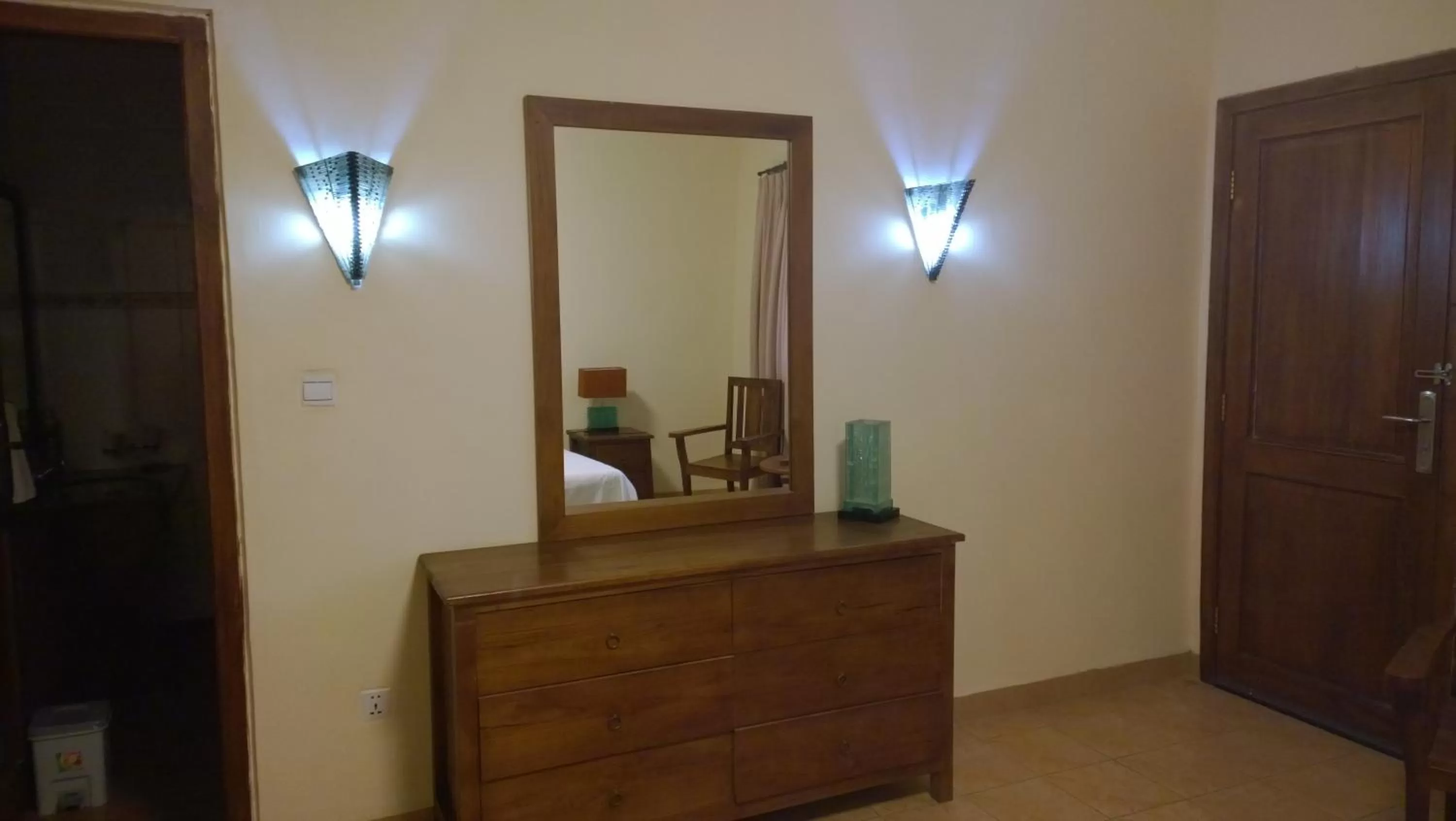 Bedroom, Bathroom in Malinamoc Paradise