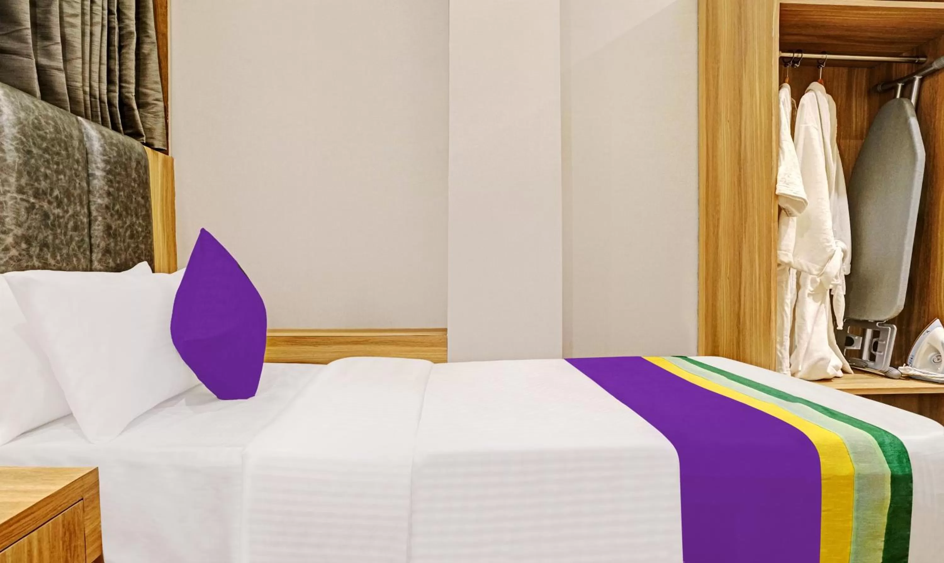 Bedroom, Bed in Treebo Premium Widlor Boutique