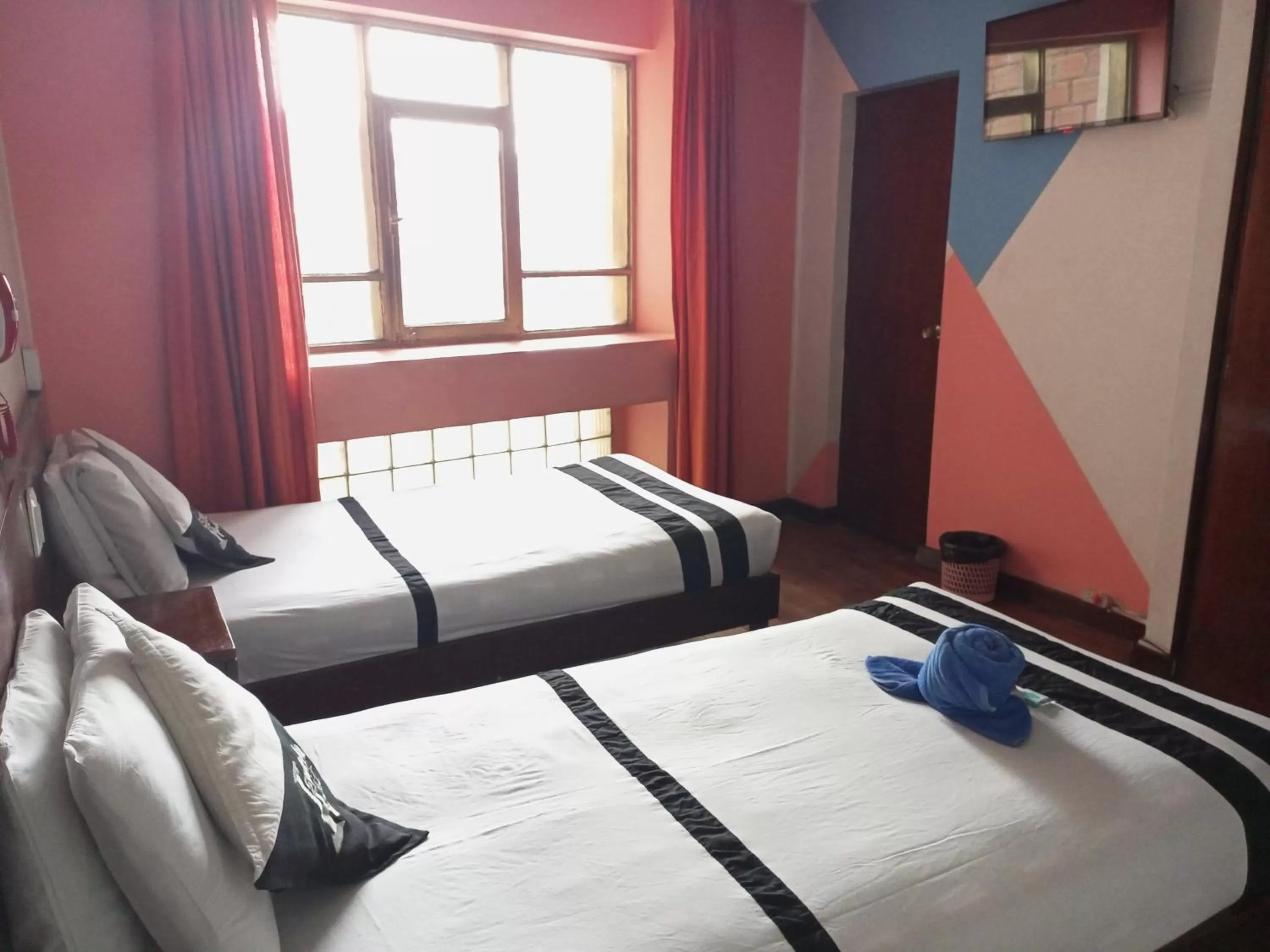 Twin Room in Isabela Hotel