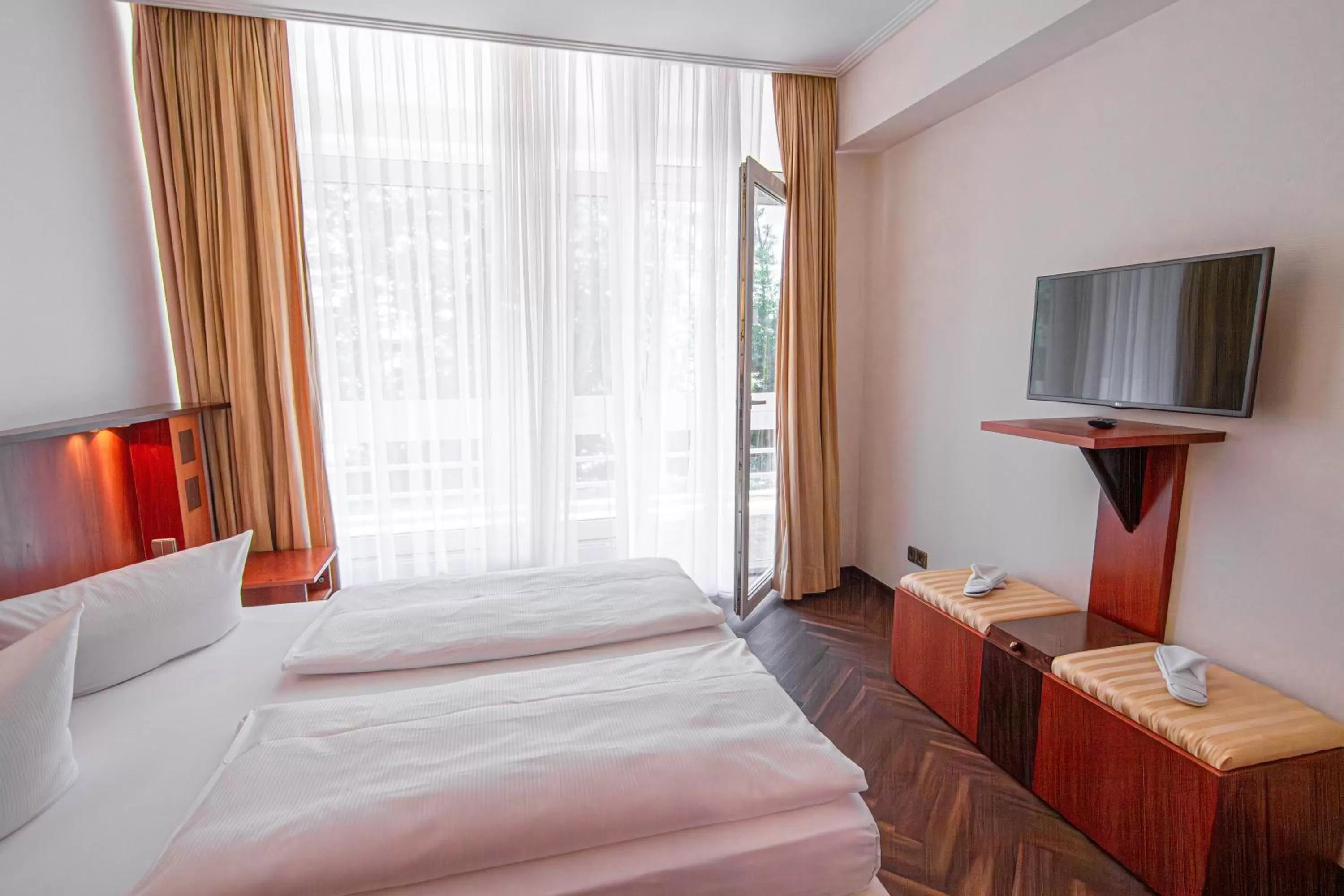 Bed in Müggelseeperle