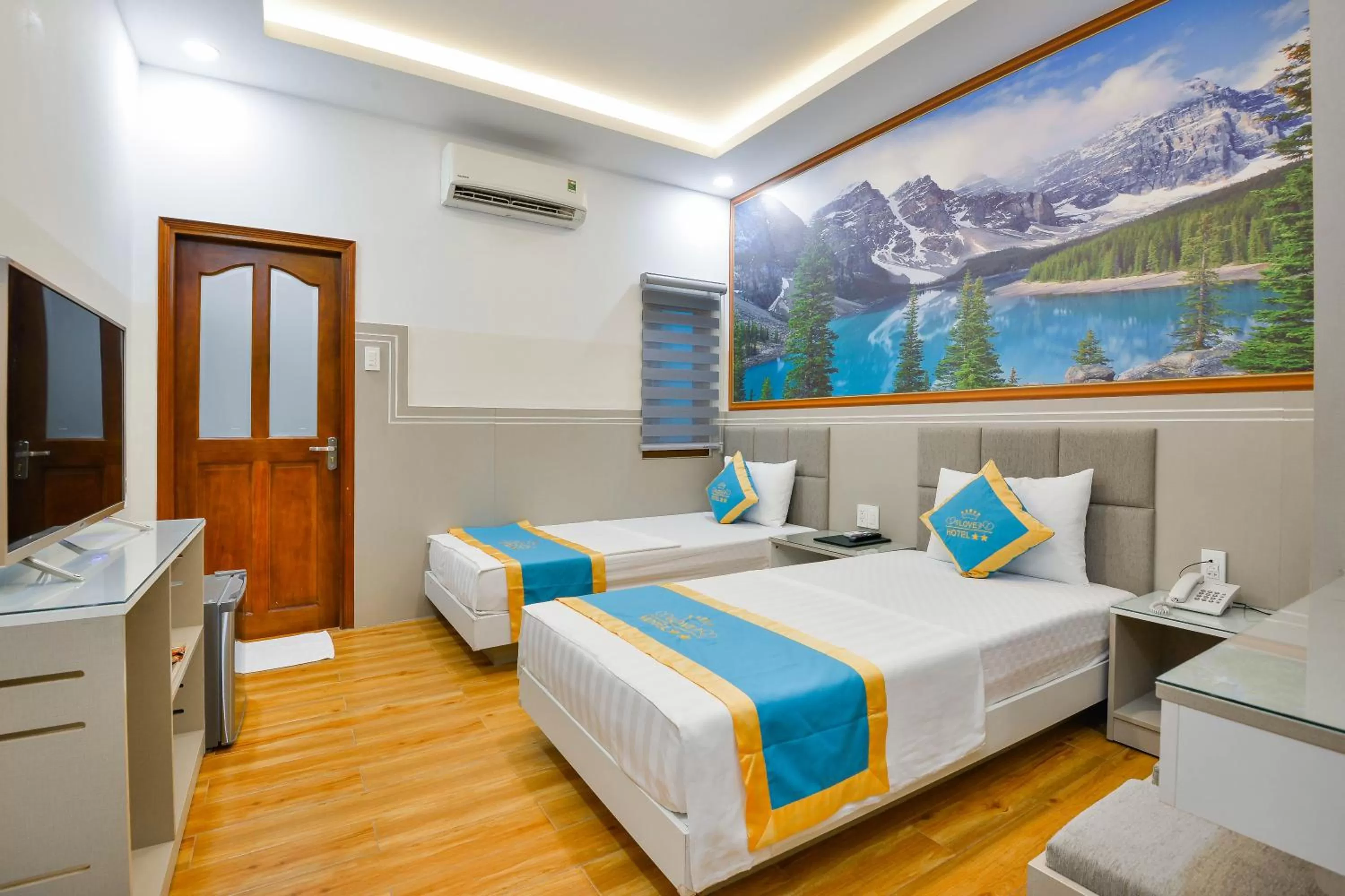 Bed in Love Hotel Airport