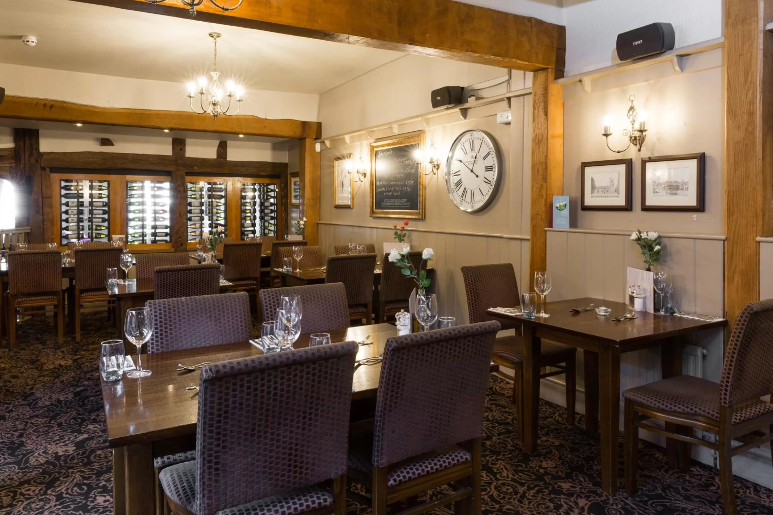 Restaurant/places to eat in The Dog & Bear Hotel