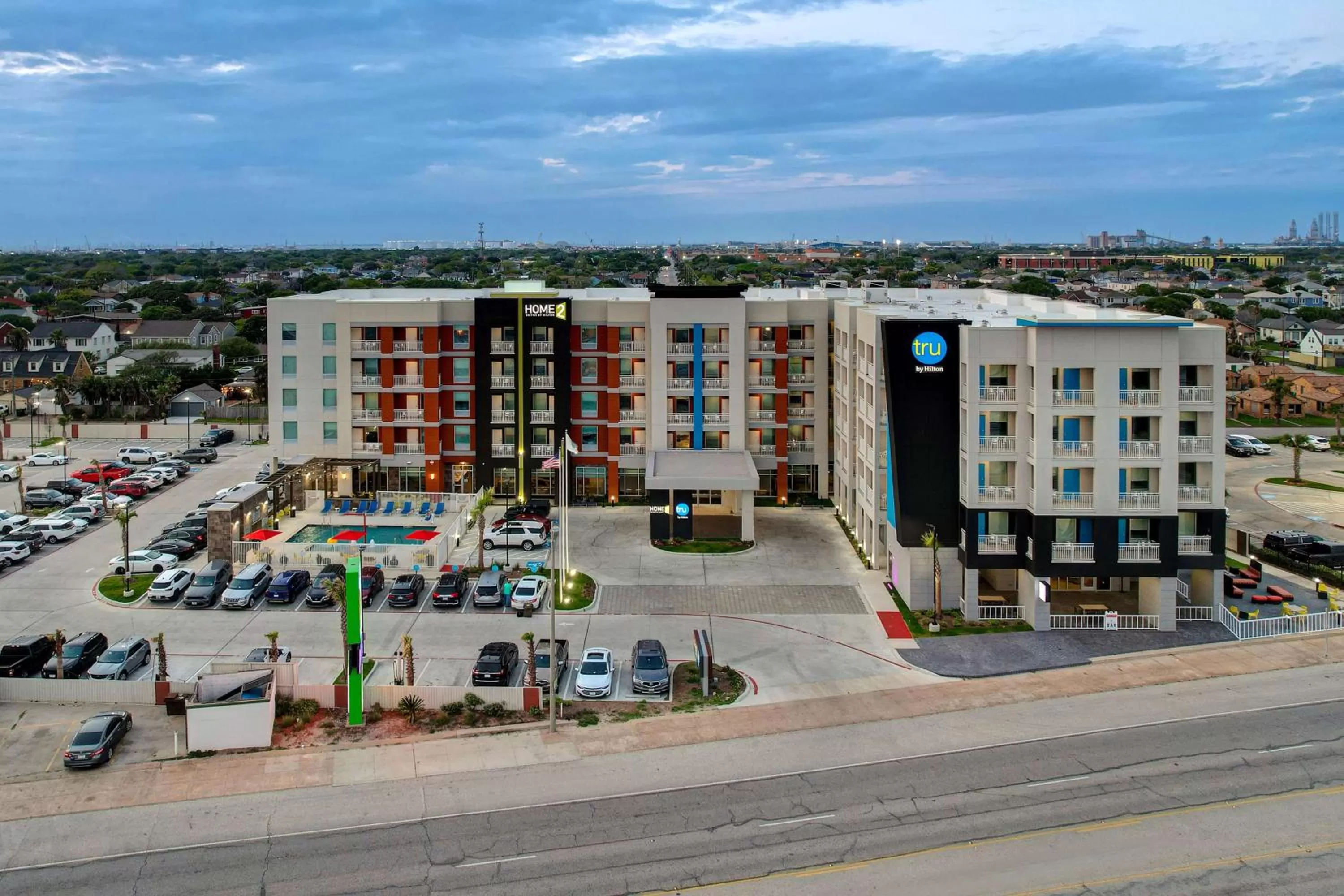 Property building in Home2 Suites Galveston, Tx