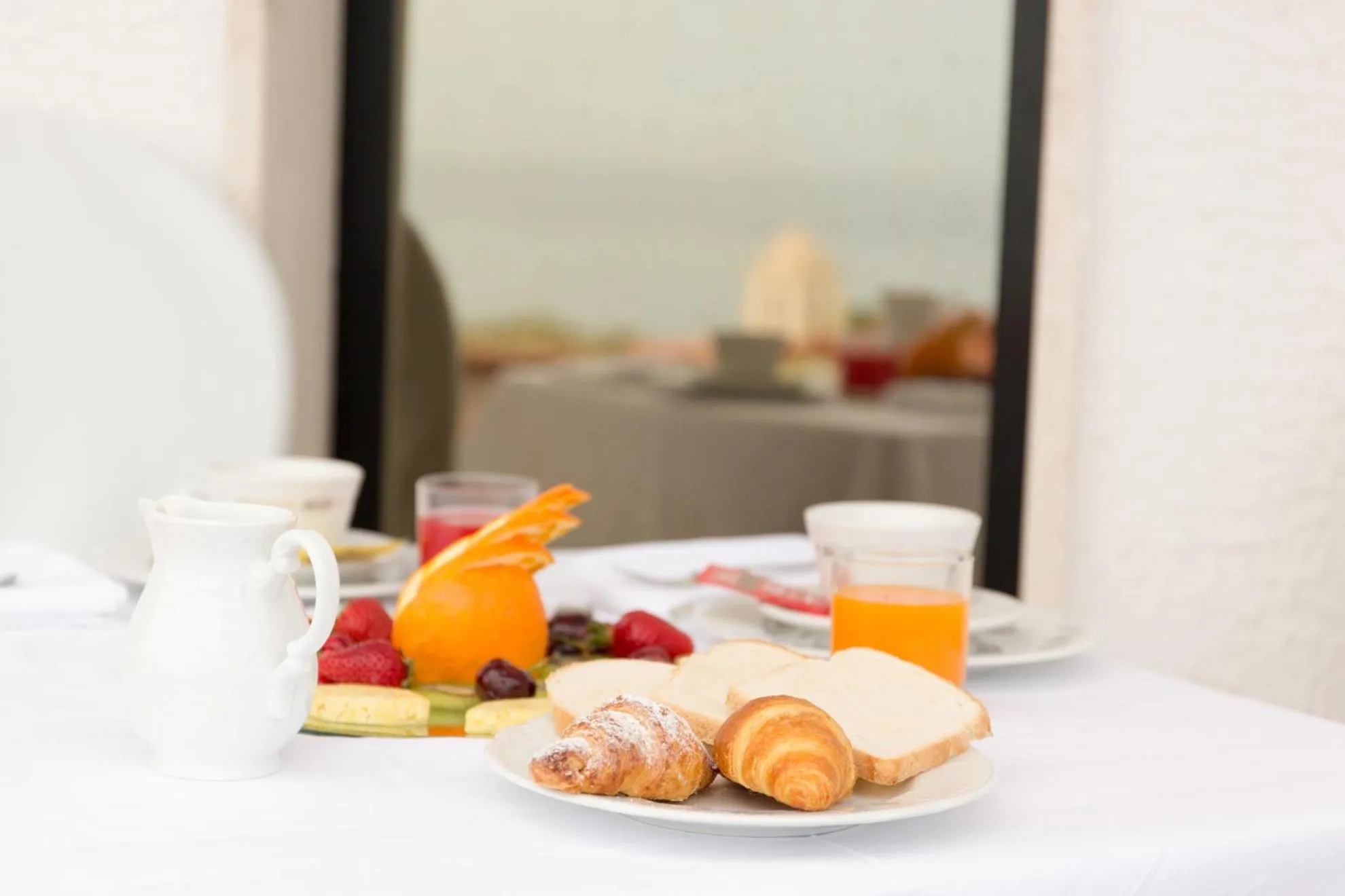 Buffet breakfast in Hotel Arcobaleno