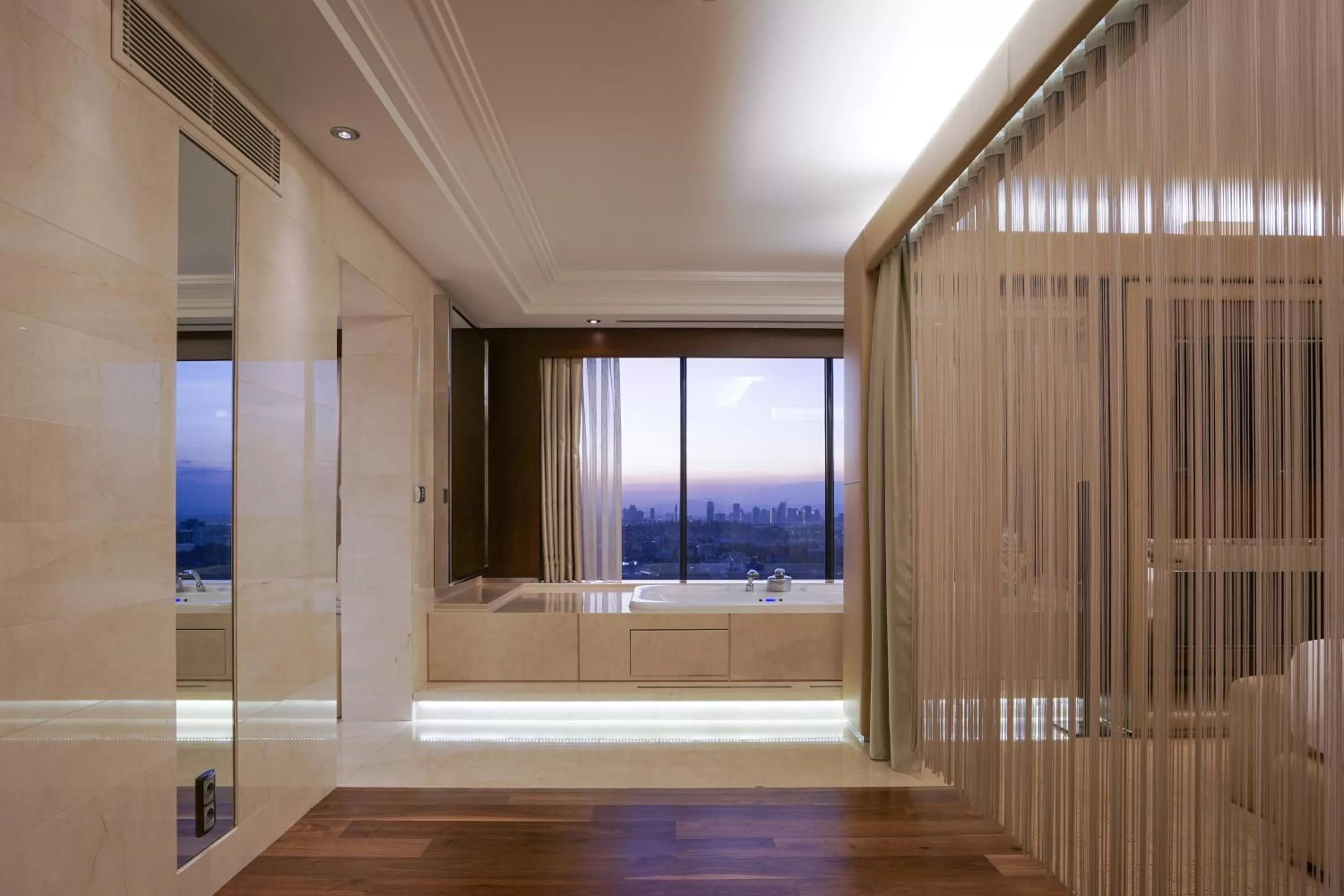 Bathroom, Bed in Lugal, a Luxury Collection Hotel, Ankara
