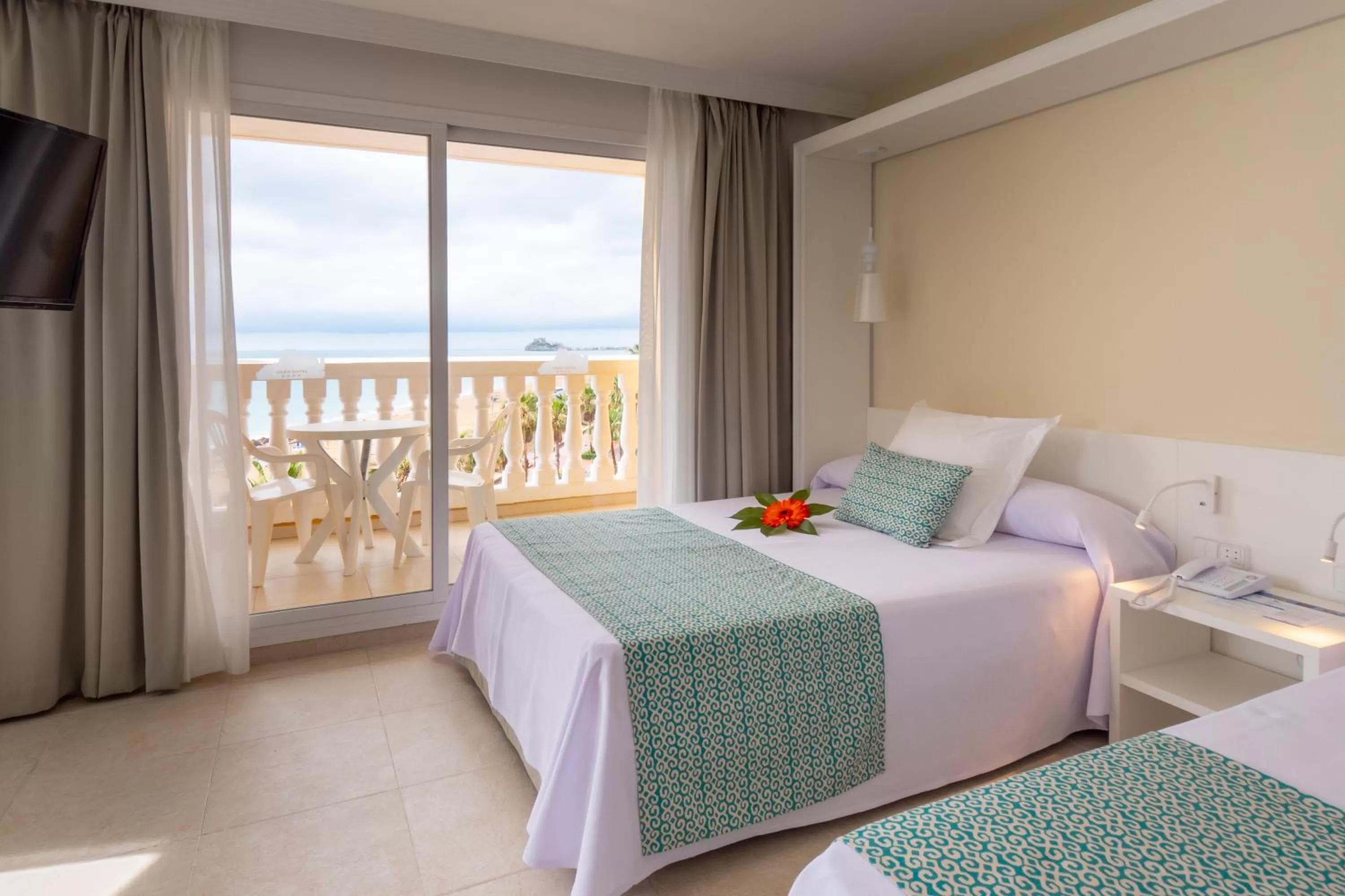 Bed in Gran Hotel Peñiscola