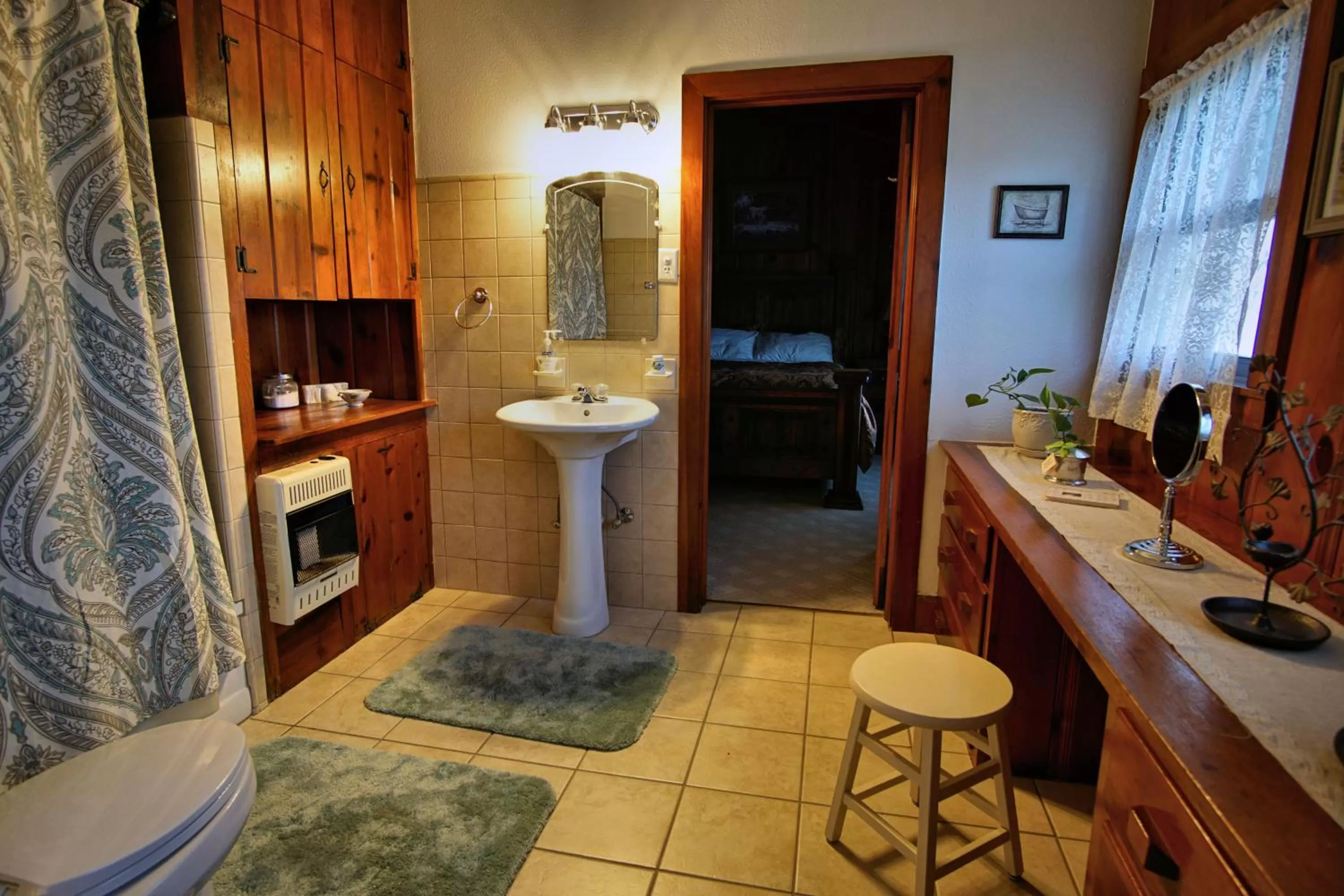 Bathroom in Live Oak B&B