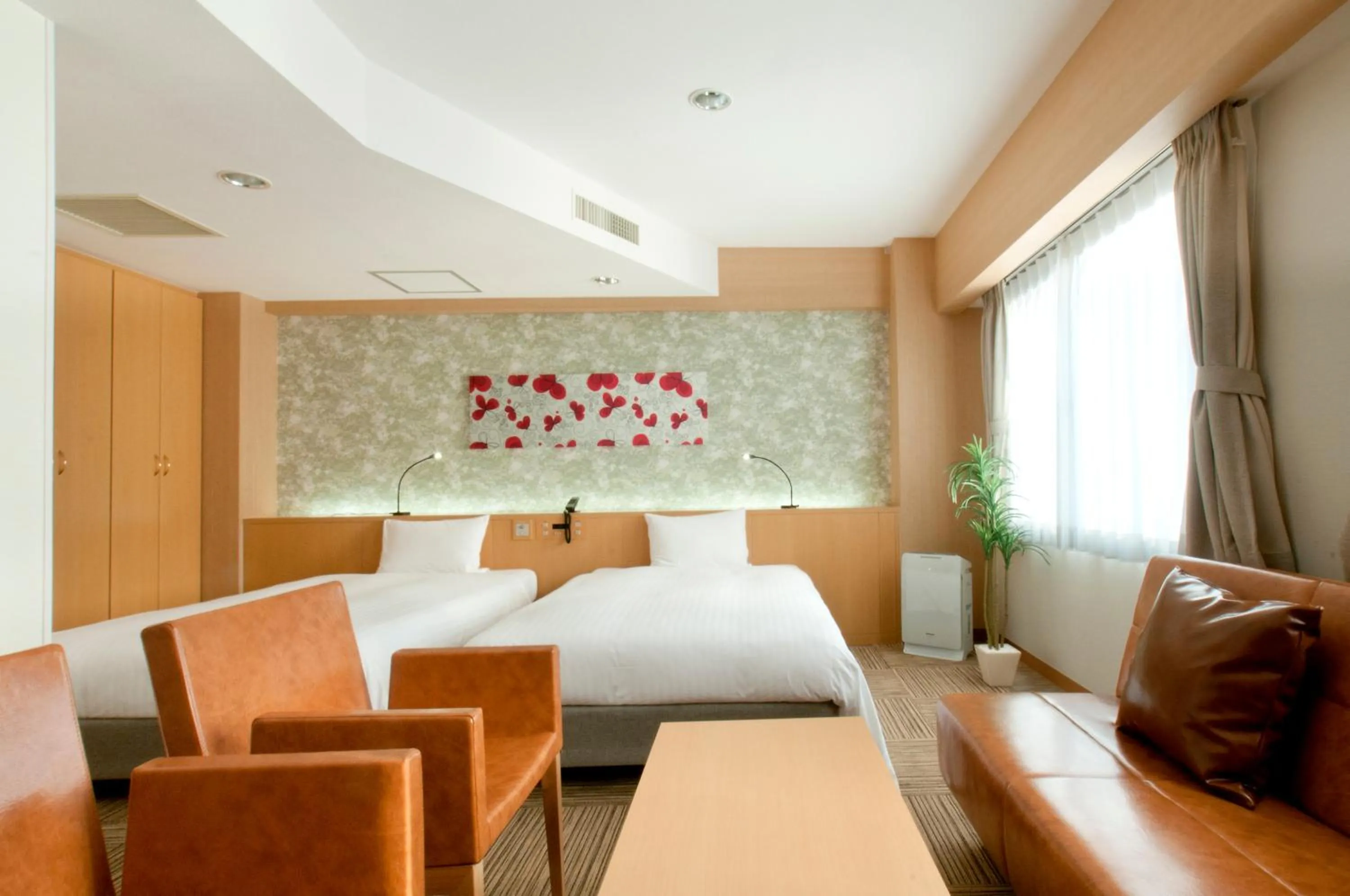 Bedroom, Bed in Fukuoka Toei Hotel