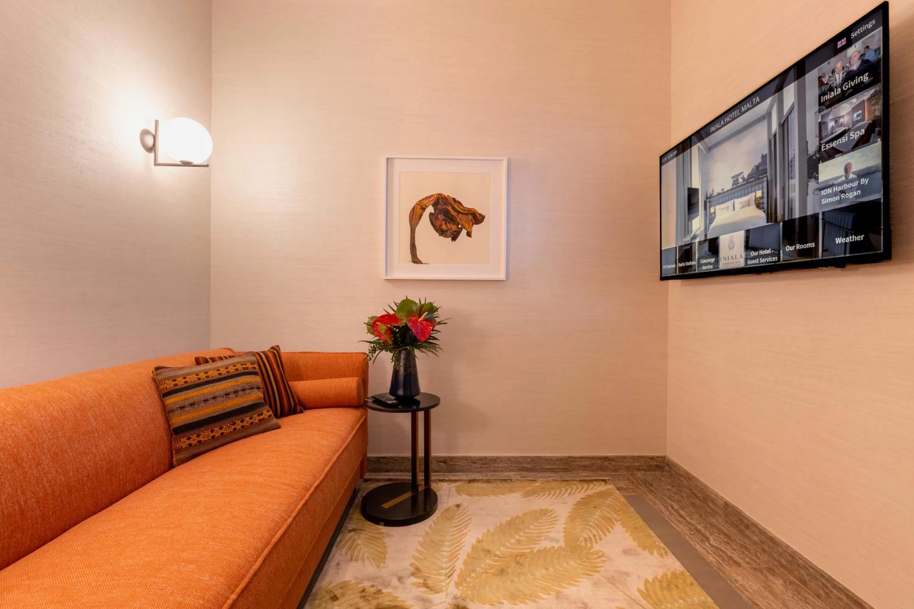 Living room in Iniala Harbour House