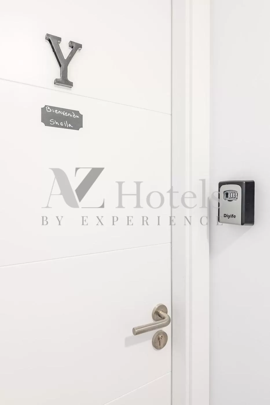 Decorative detail in AYZ Villegas - Auto check-in property