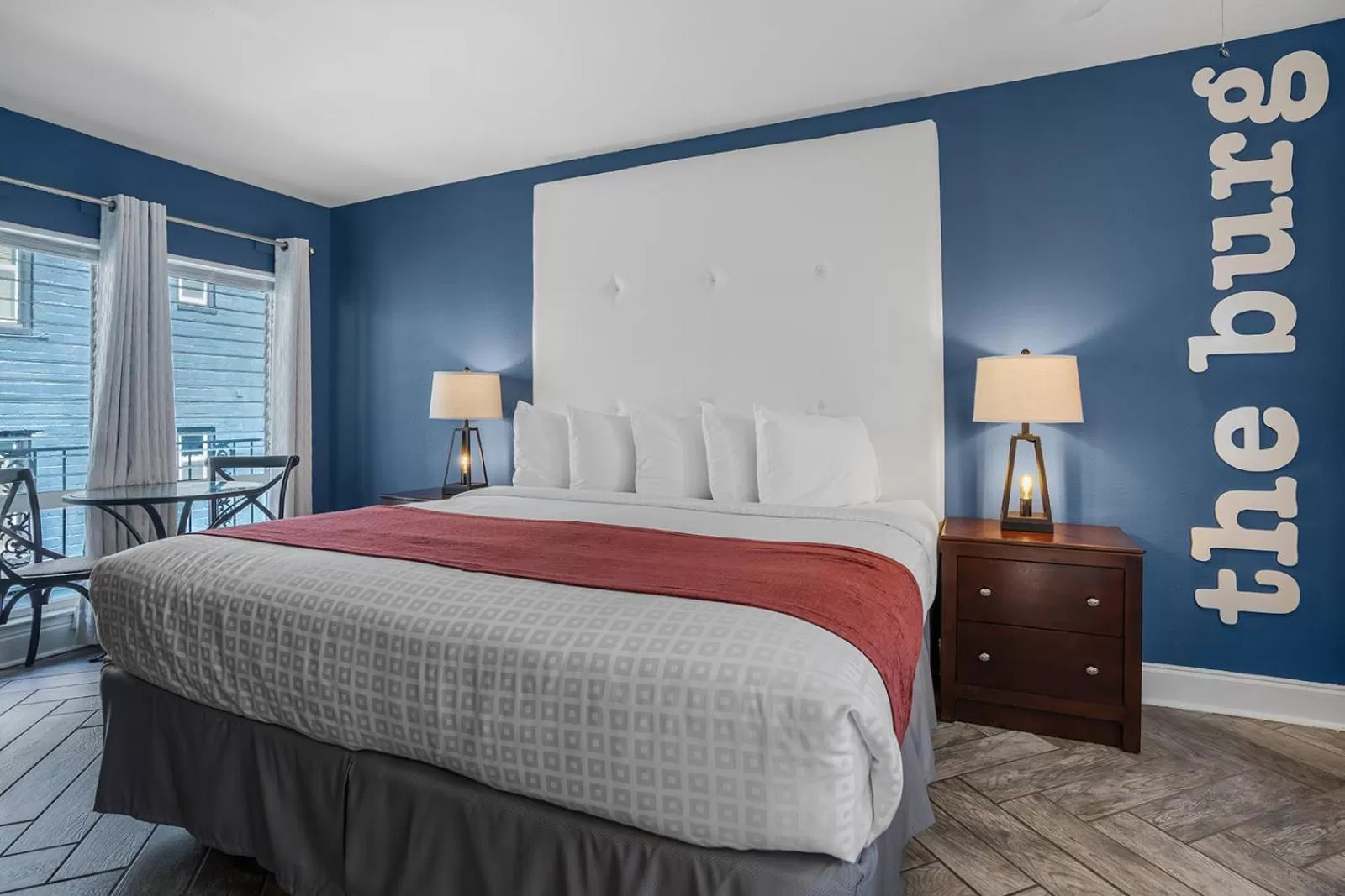 Bed in Avalon Hotel Downtown St. Petersburg