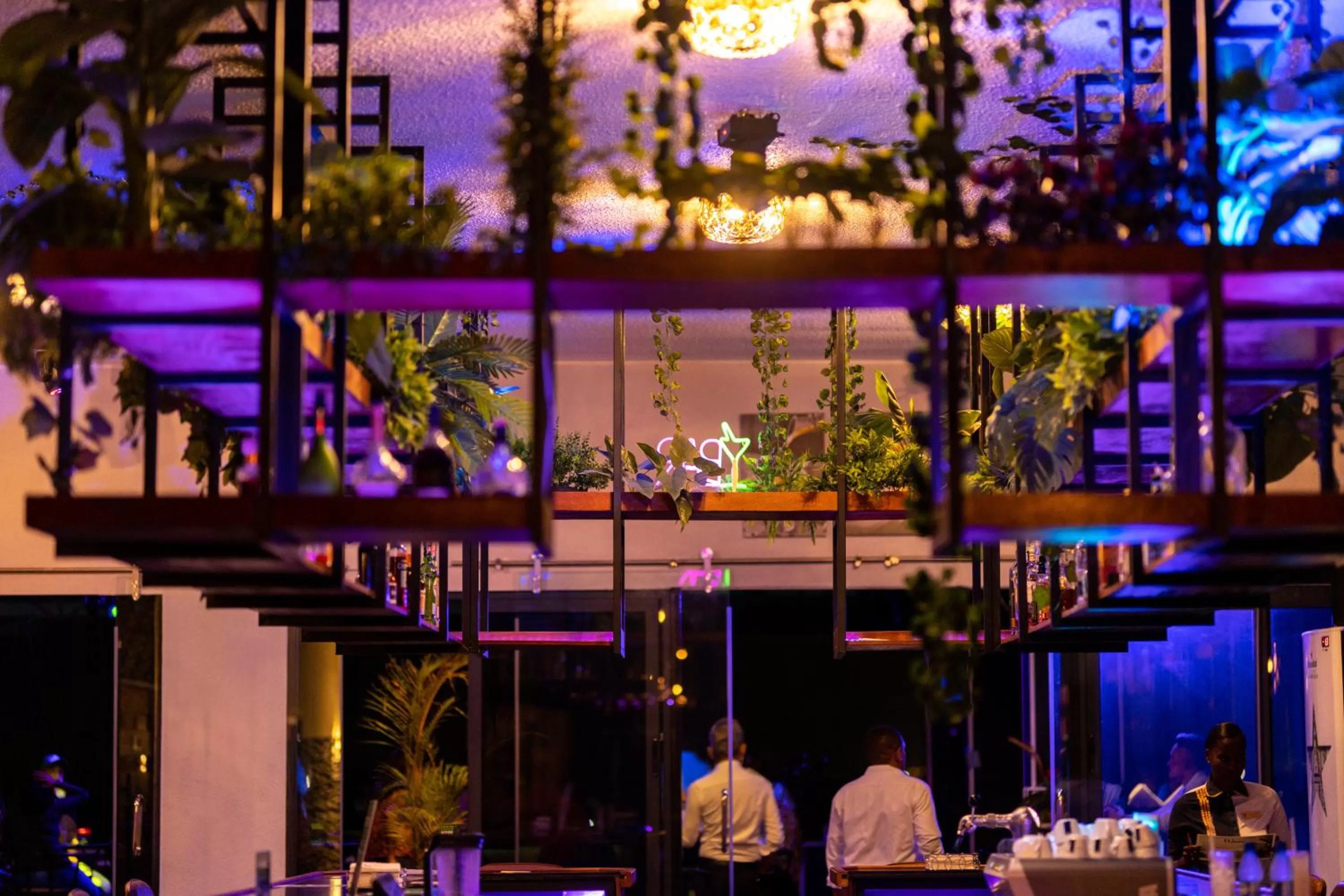 Restaurant/places to eat in Royal Breeze Paramaribo