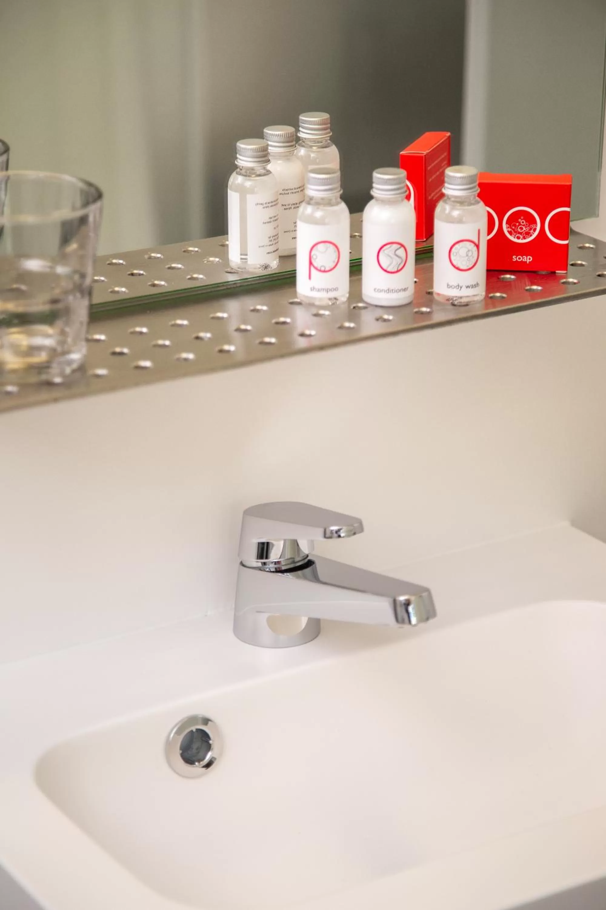 Bathroom in Pod Brooklyn