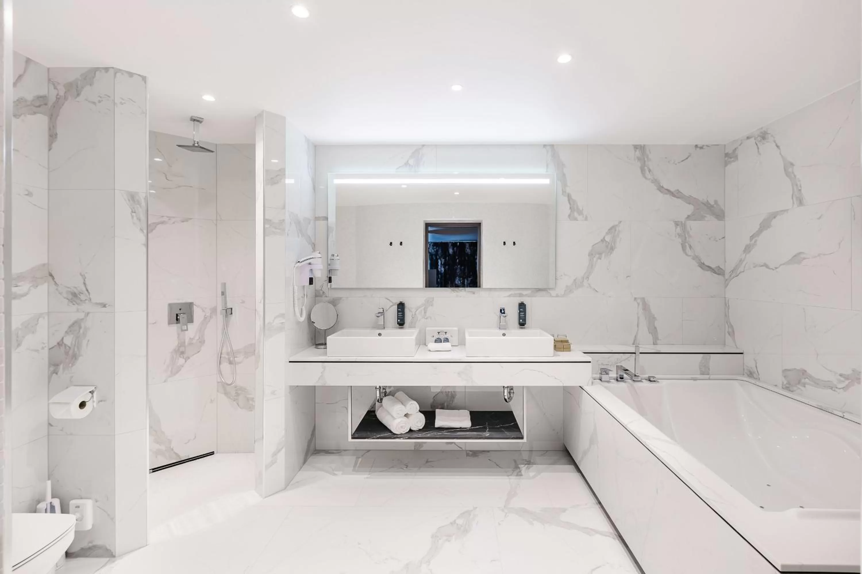 Shower in VICTORIA Hotel Klaipėda