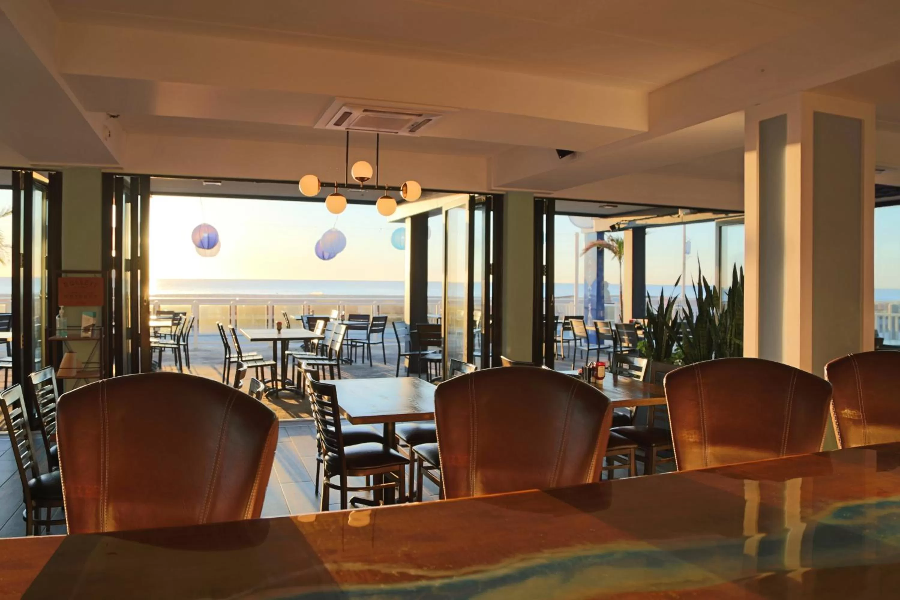 Restaurant/places to eat in Quality Inn Boardwalk