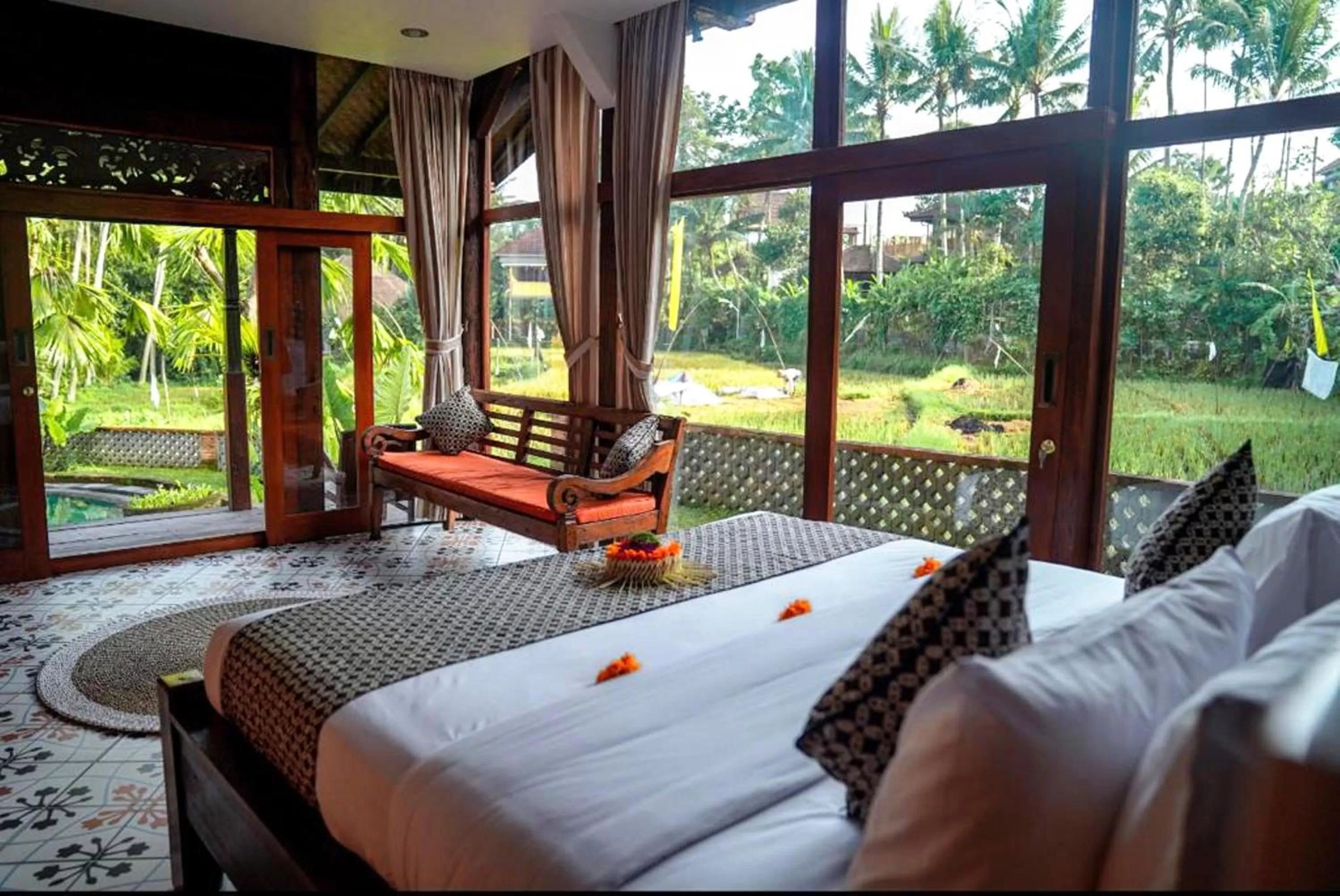 Bedroom, Bed in Gusde Tranquil Villas by EPS