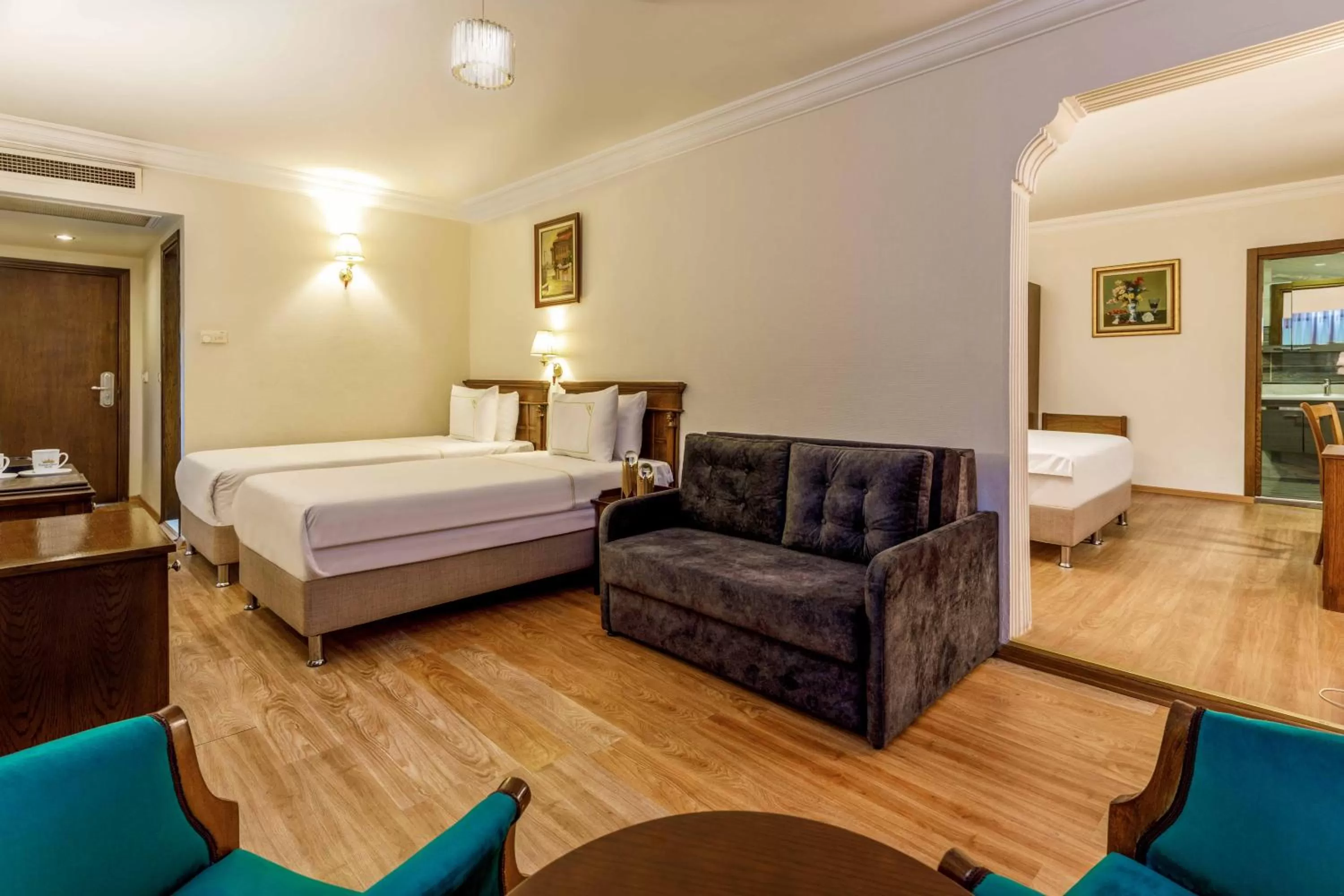 Photo of the whole room, Bed in Golden Crown Hotel