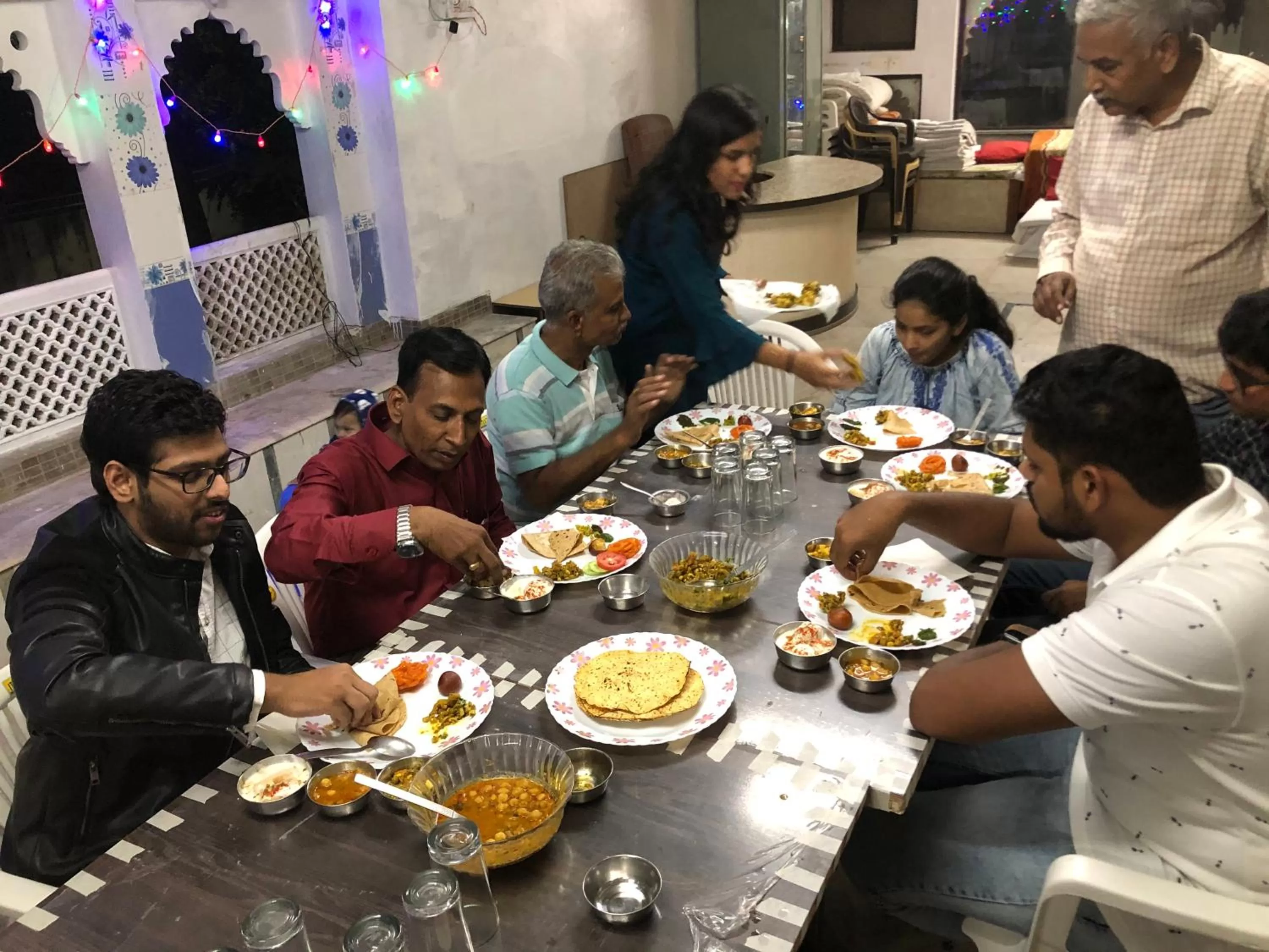 People in Hotel Rani Palace at Lake Fatehsagar