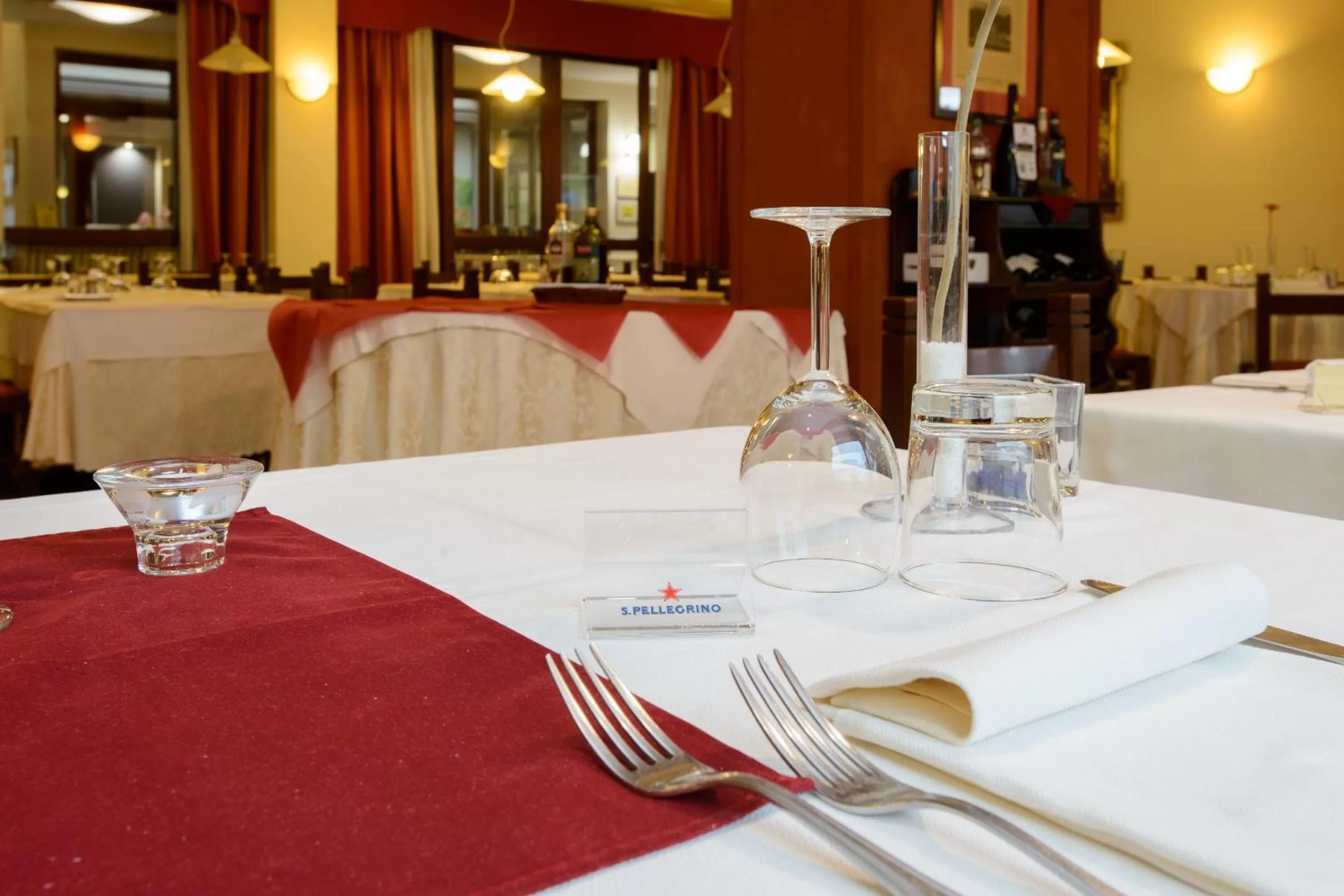 Restaurant/places to eat in Bes Hotel Papa San Pellegrino Terme