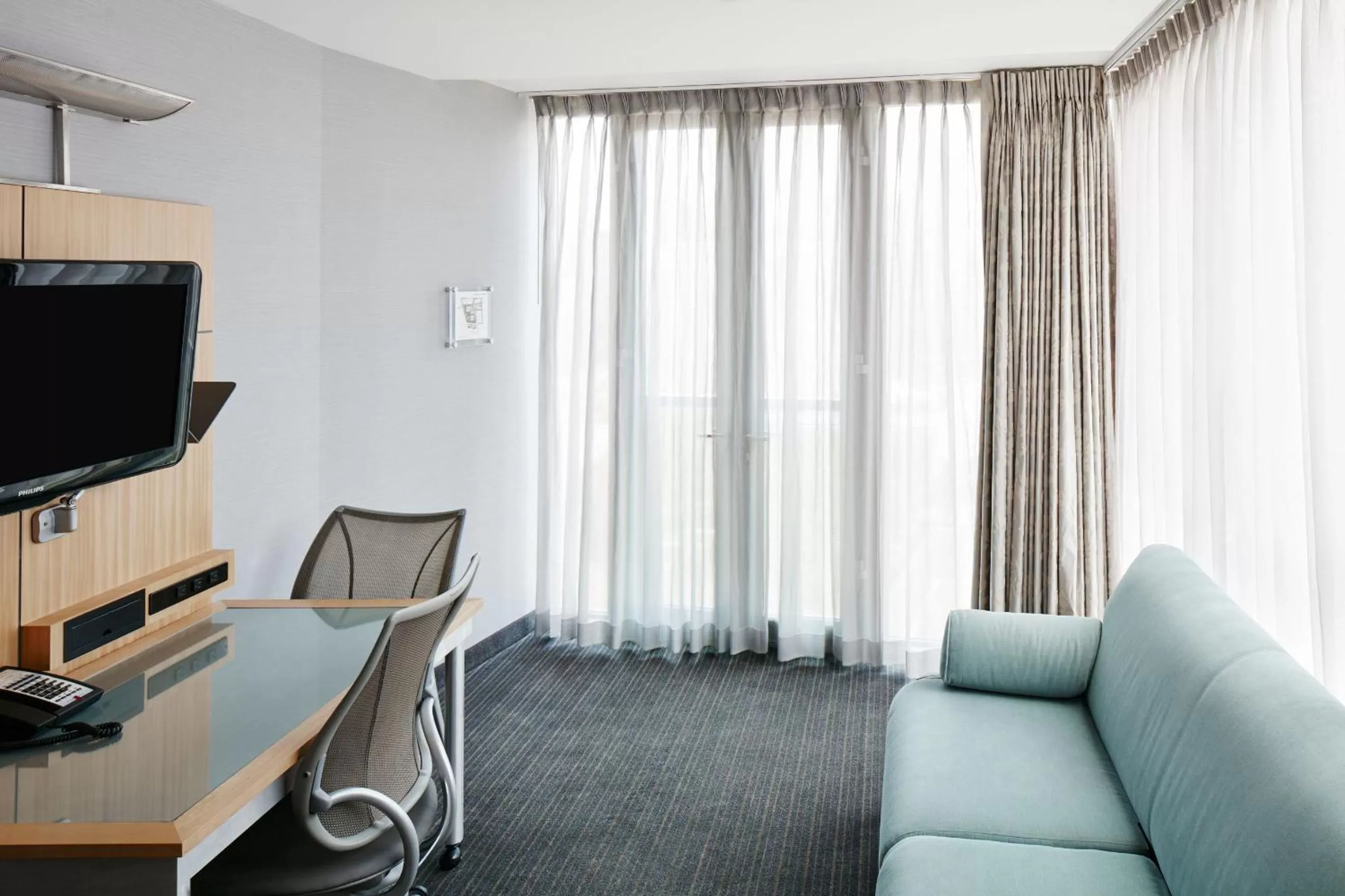 Living room in World Center Hotel