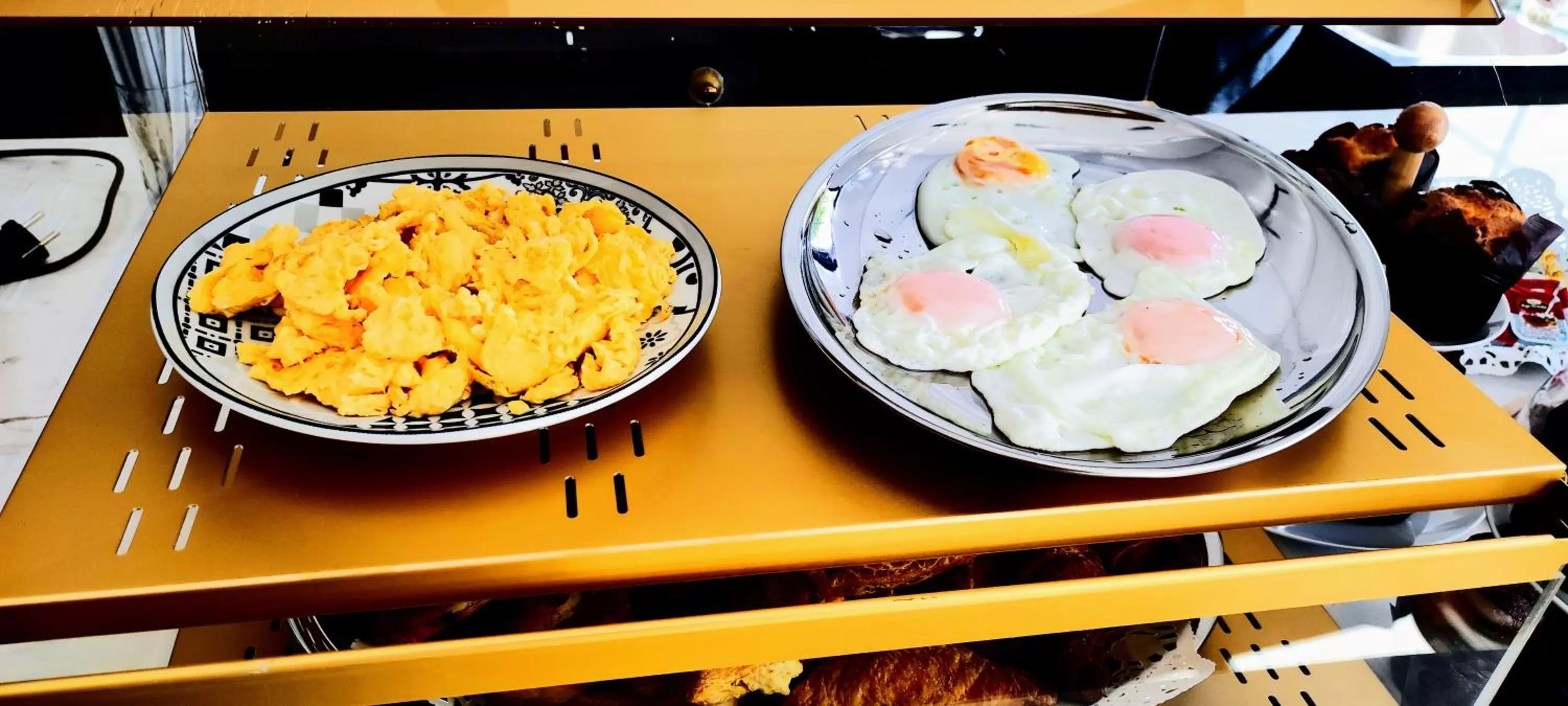 Buffet breakfast in Saint George Boutique Rooms