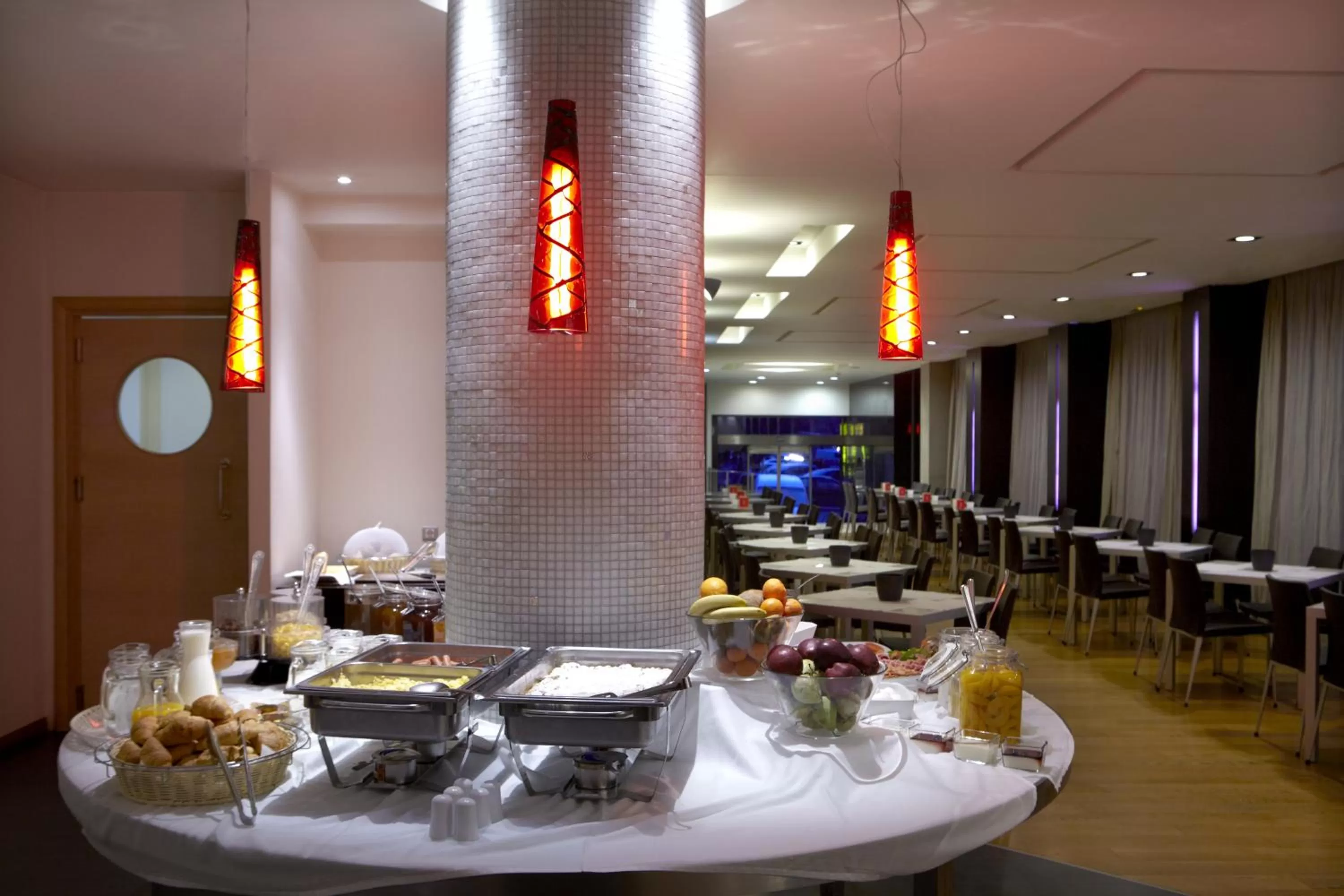 Restaurant/places to eat in Domotel Olympia