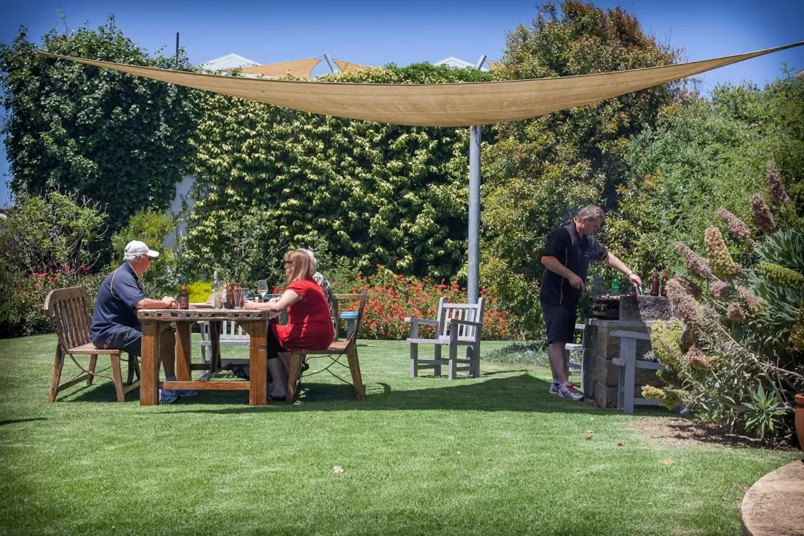 Garden in Central Motel Port Fairy